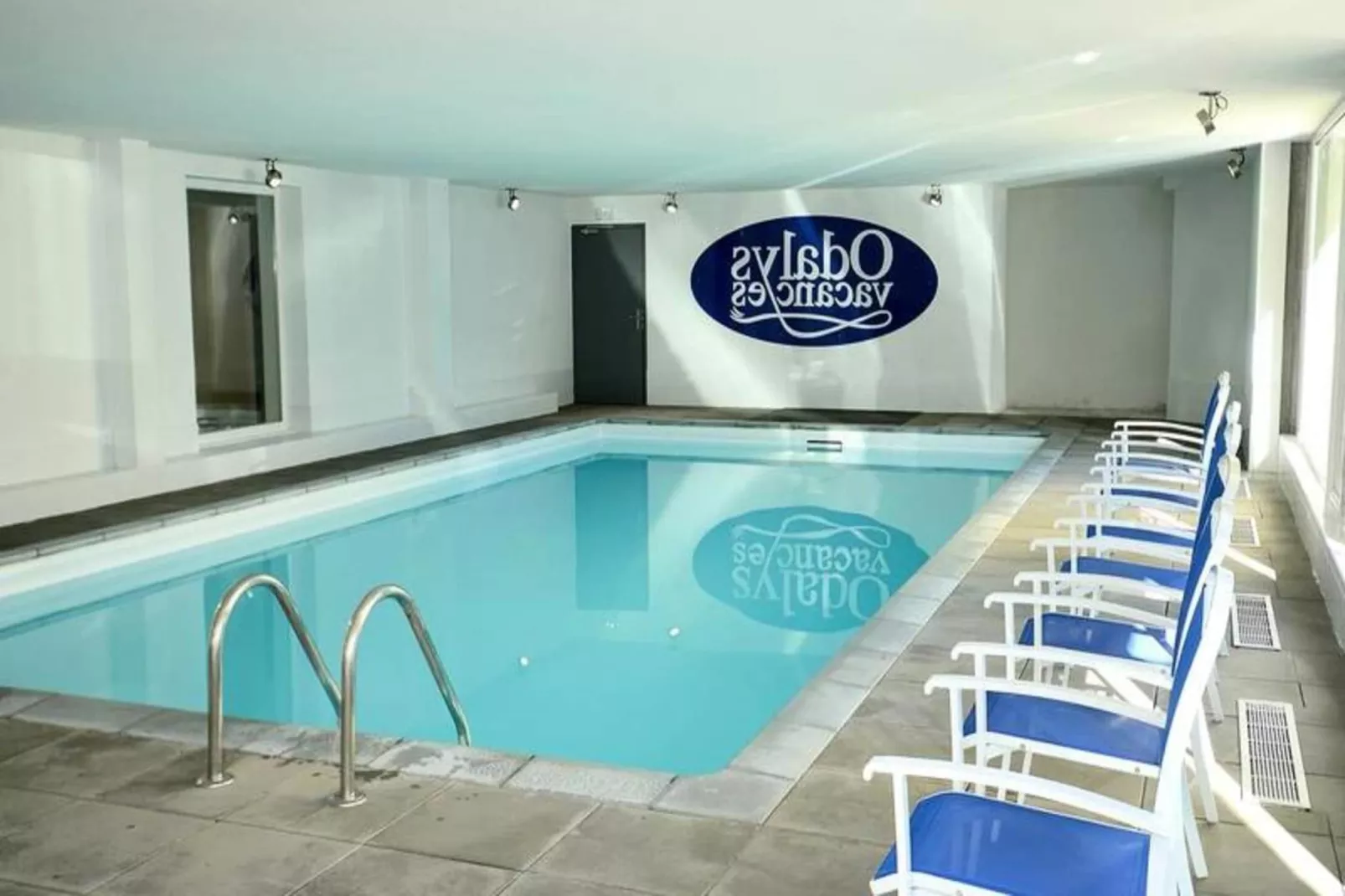 Résidence Odalys L'Ours Blanc-Piscine