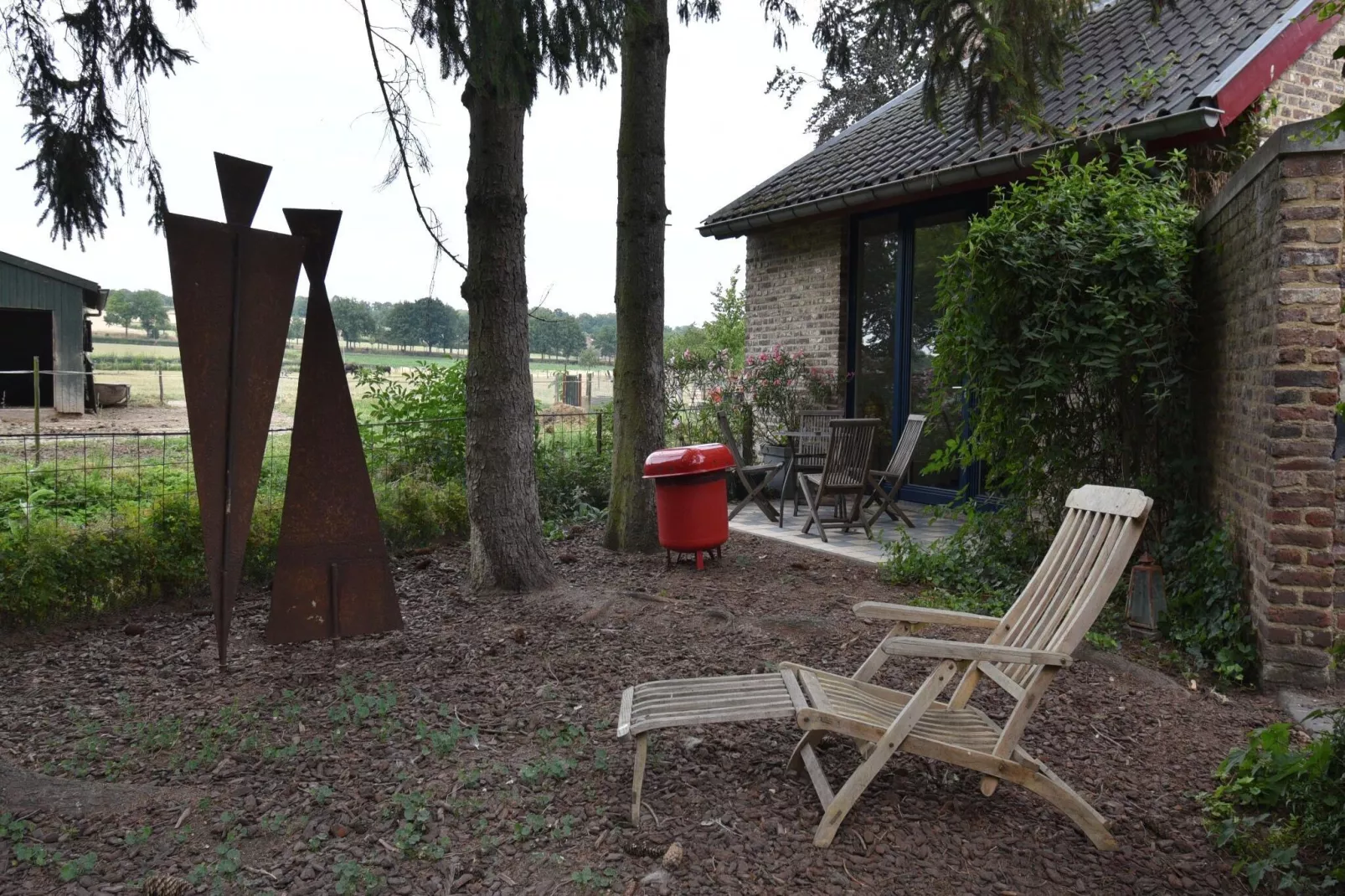 Meschermolen 14-Gardens summer