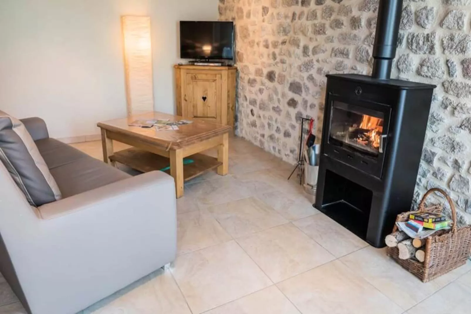 Gîte de France Gîte à albaret 3 épis-Image-tags.