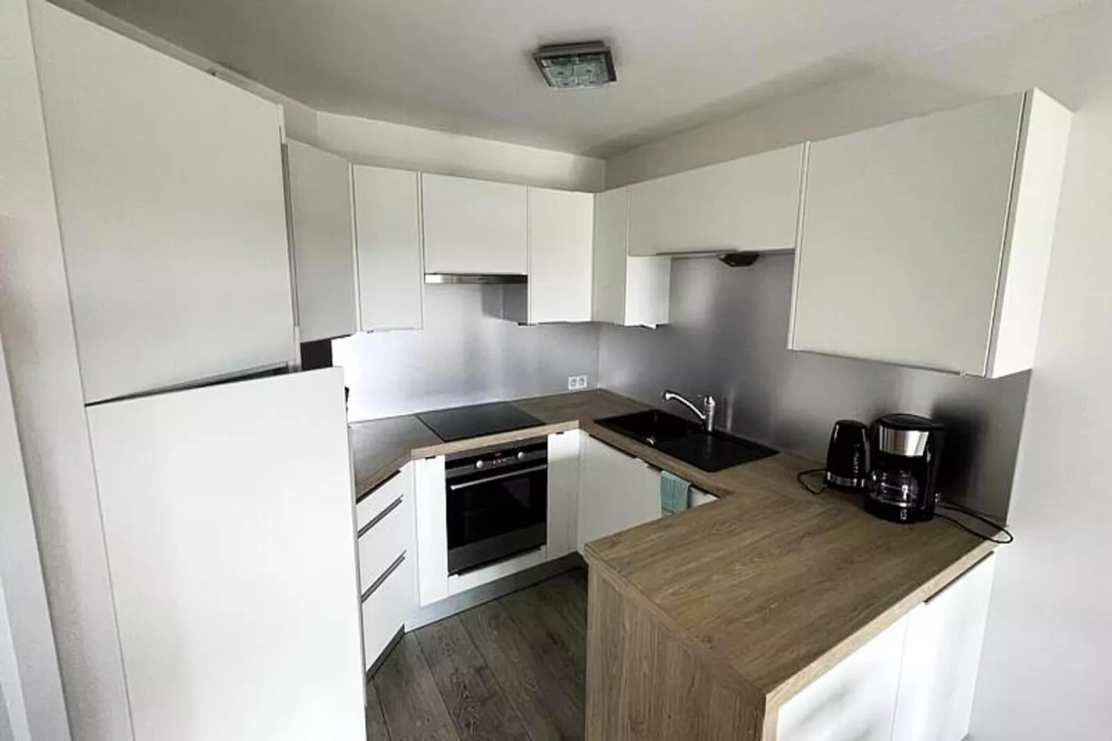 Résidence Bel Appartement En R&eacute;sidence Centre Ville  Avec Parking Class&eacute; 3*-Cuisine