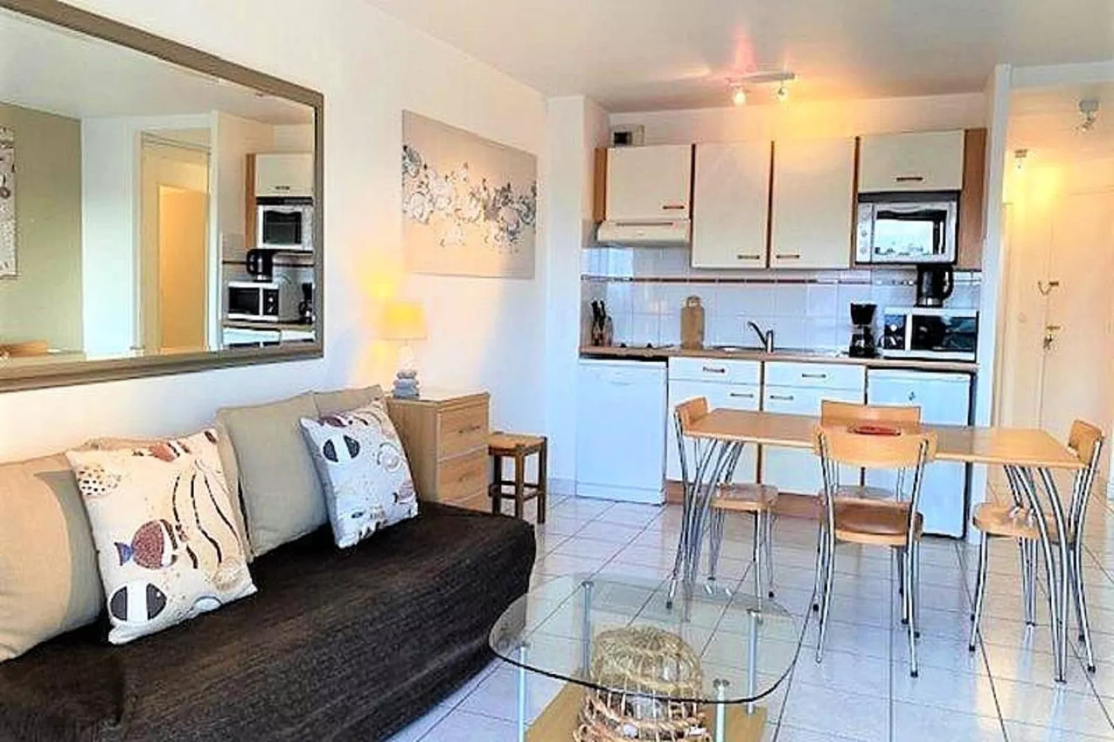 Résidence Les Pavois-Salle à manger