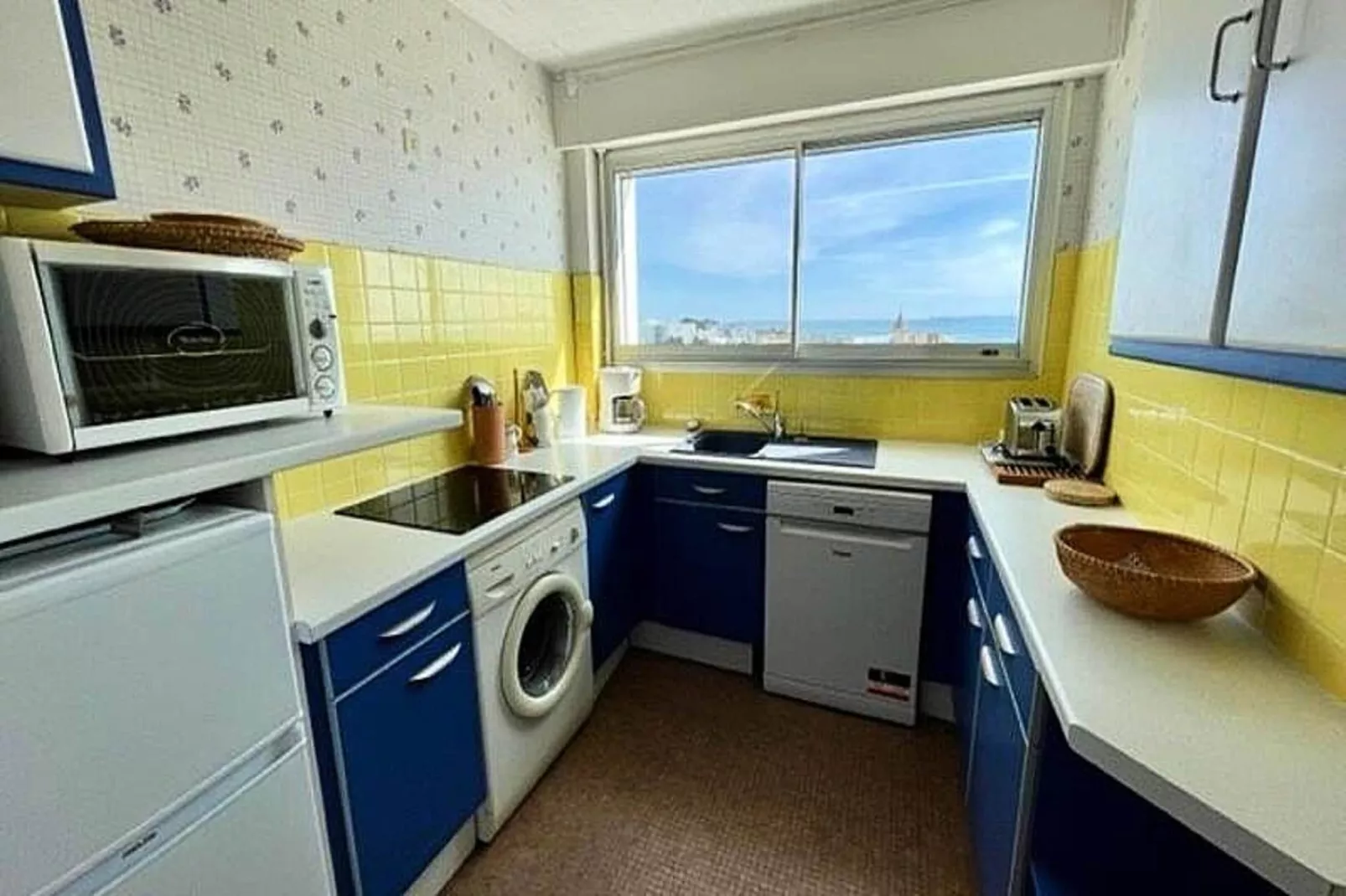 Résidence Les Ondines-Kitchen