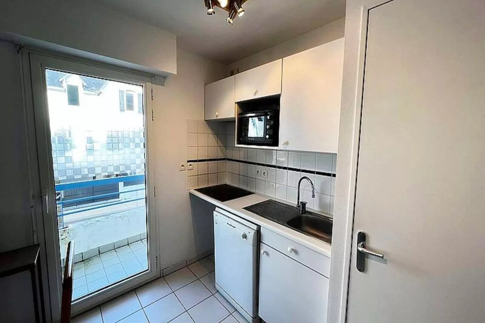 Résidence Hauts Port Maria-Kitchen