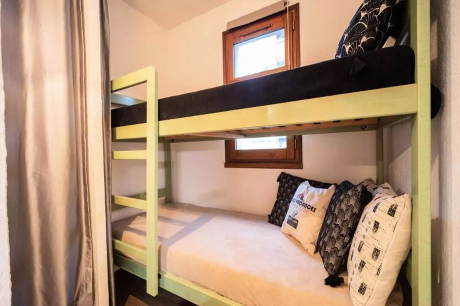 Résidence Clos Mirabelle-Bedroom