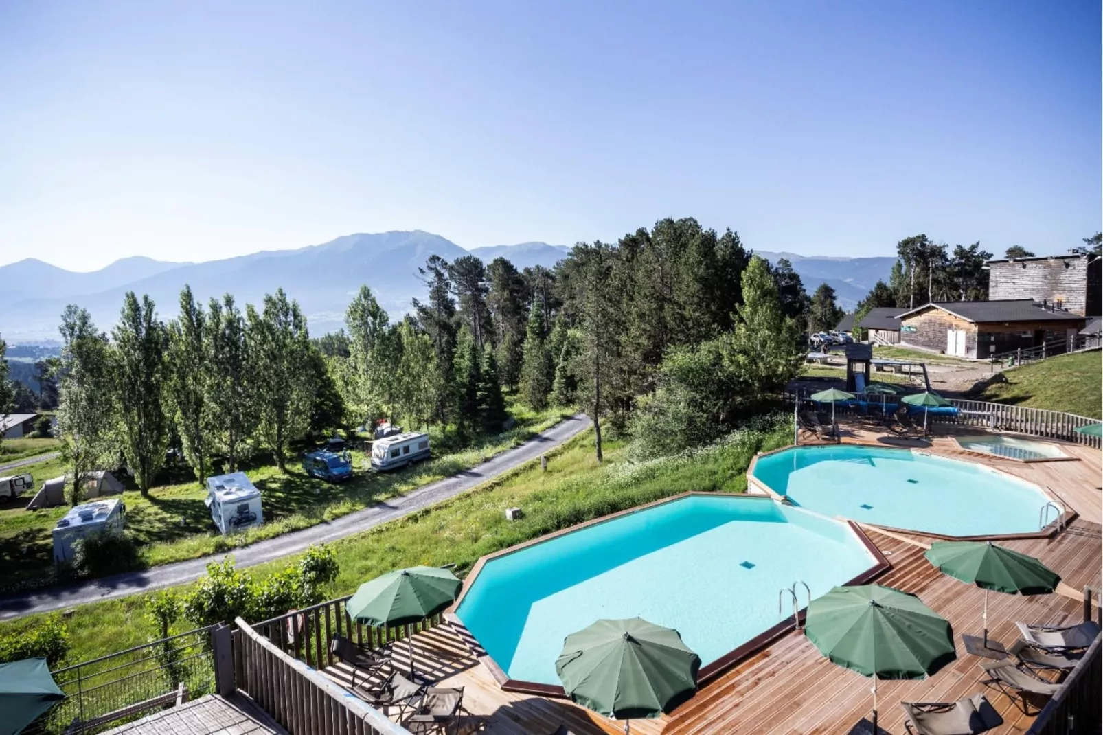 Résidence Goélia Le Domaine de Castella***-Zones été à 5 km