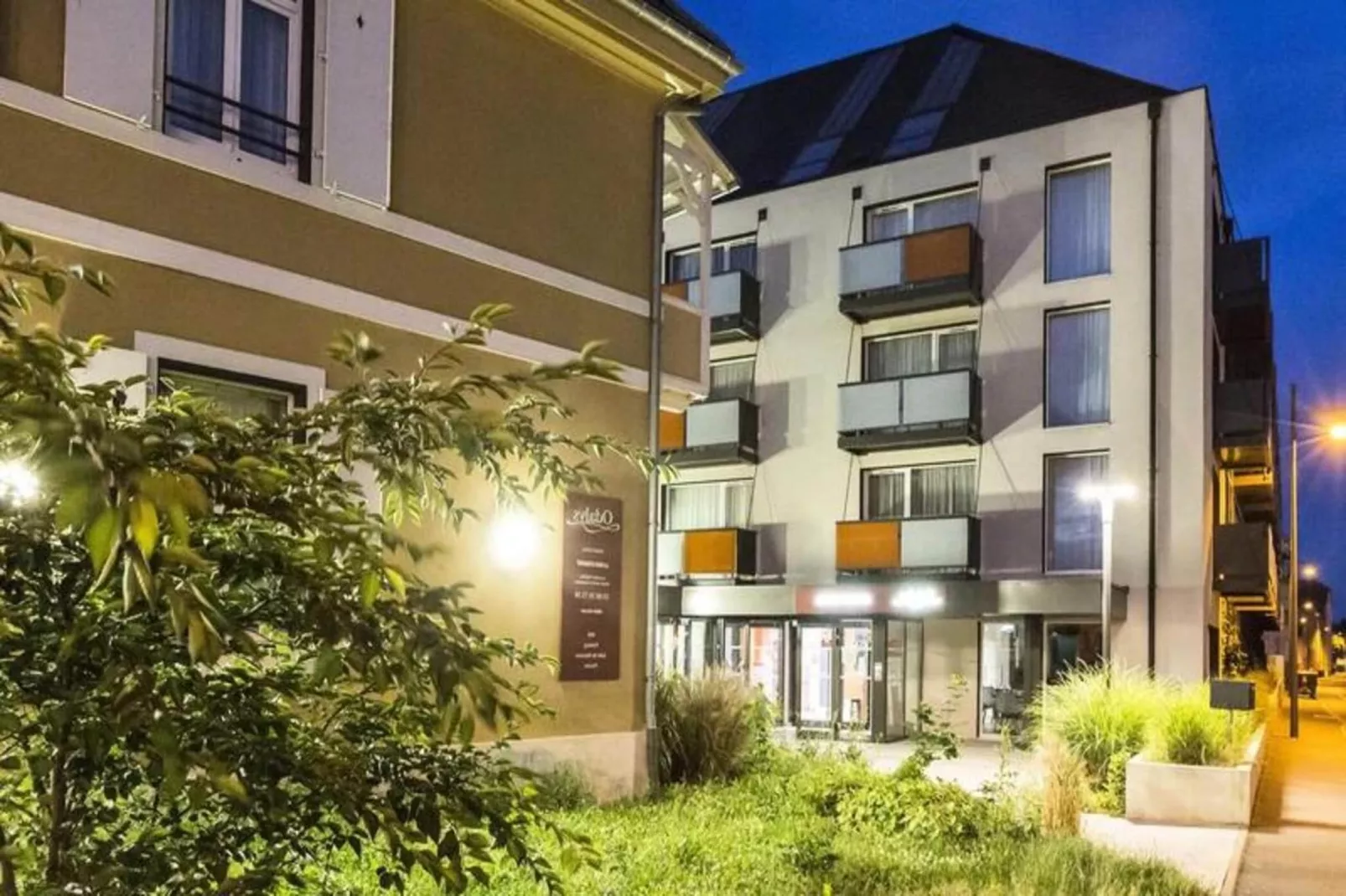 Appart'hôtel Odalys La Rose d'Argent-Exterior in summer