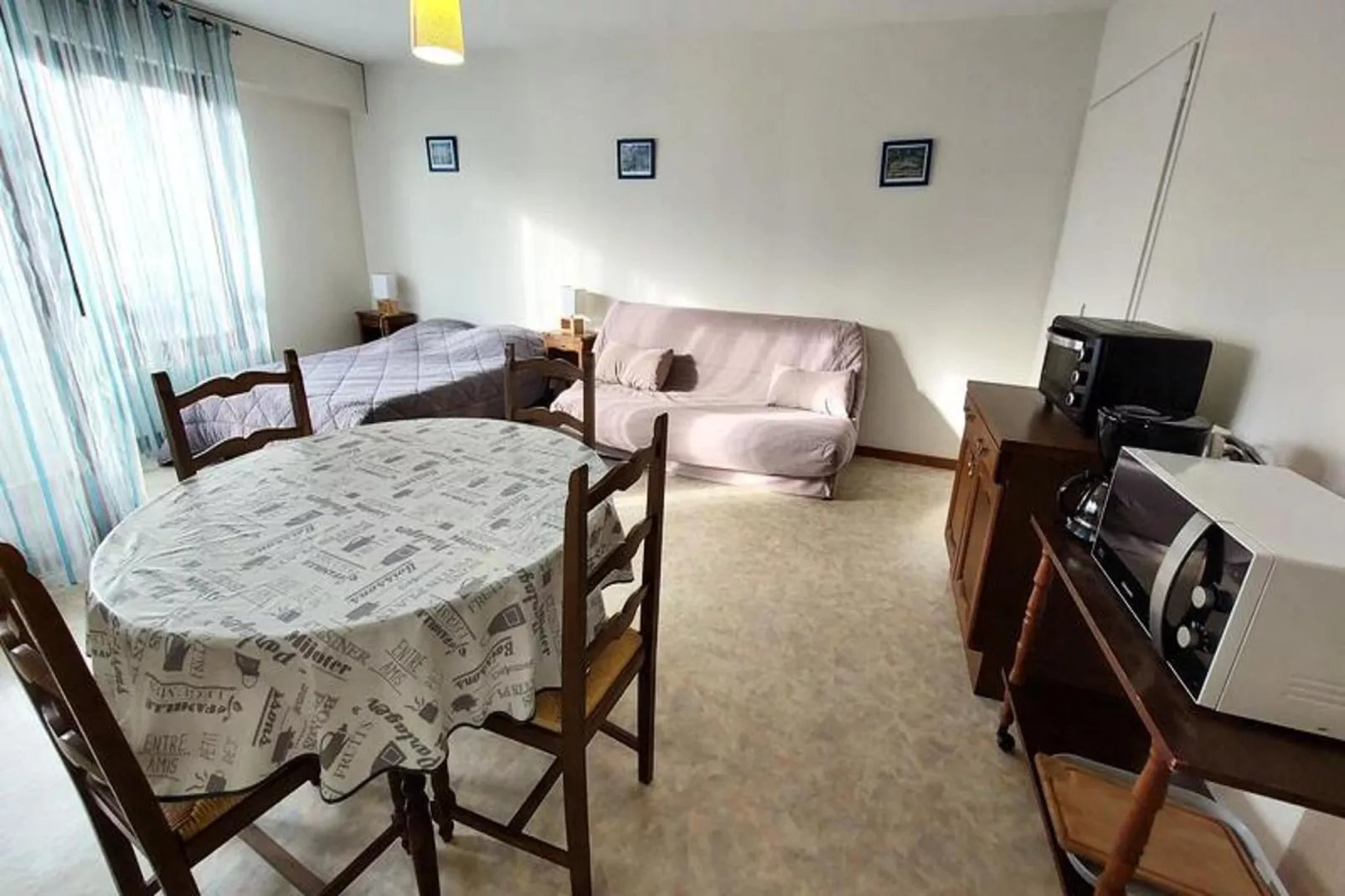 Résidence Le Chateau Durieux 3-Dining room