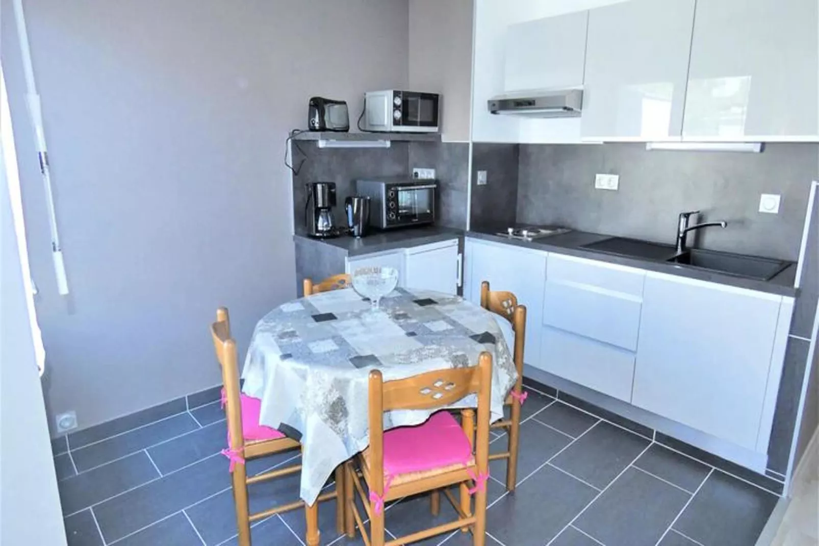 Résidence Le Chateau Durieux 2-Kitchen