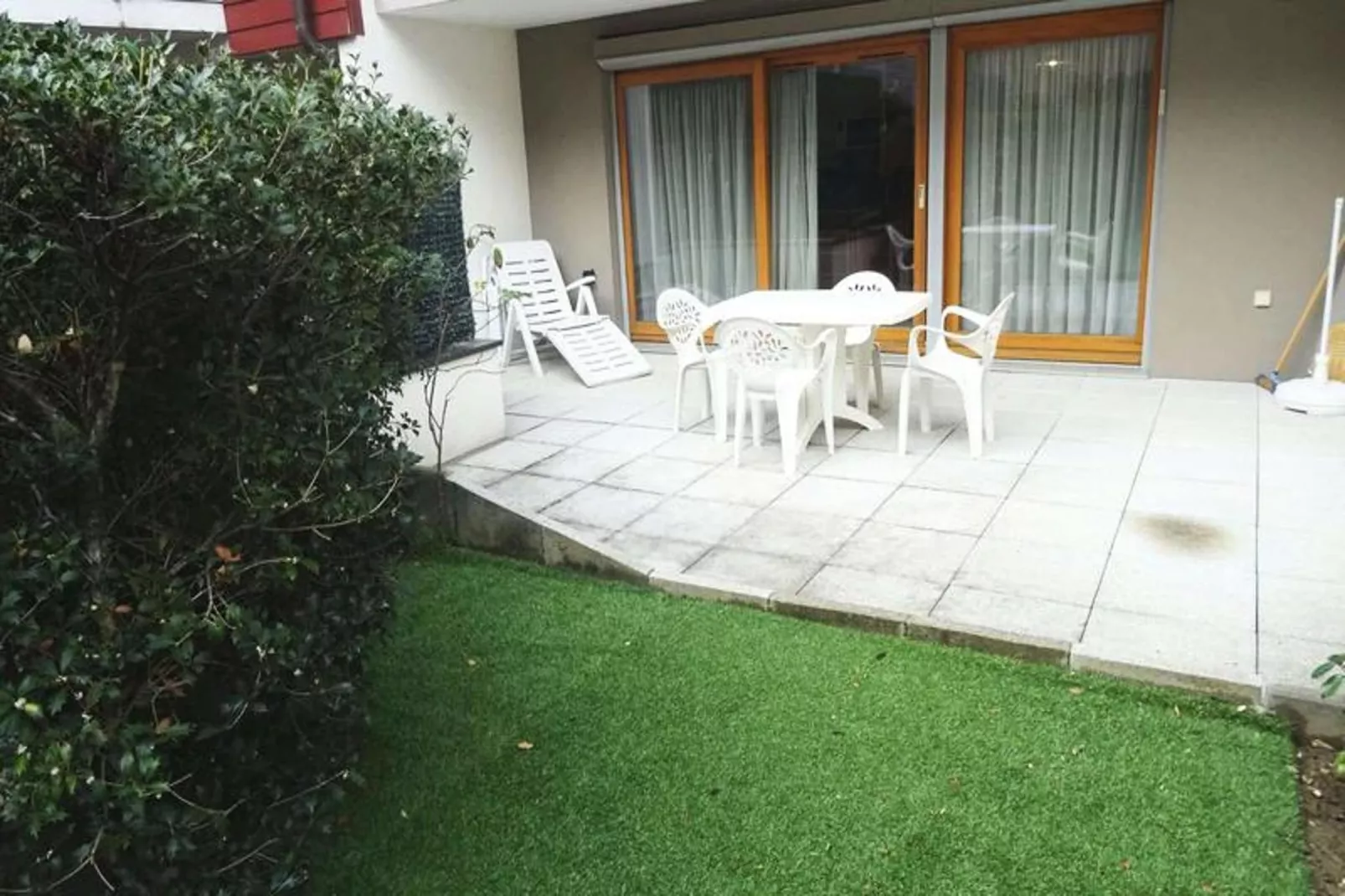 Residence L'albizia-Jardins en été