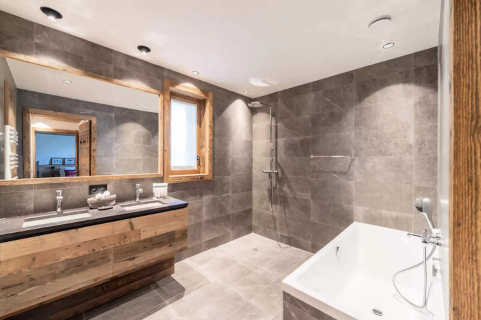 Résidence Bois Du Fontanil-Image-tags.