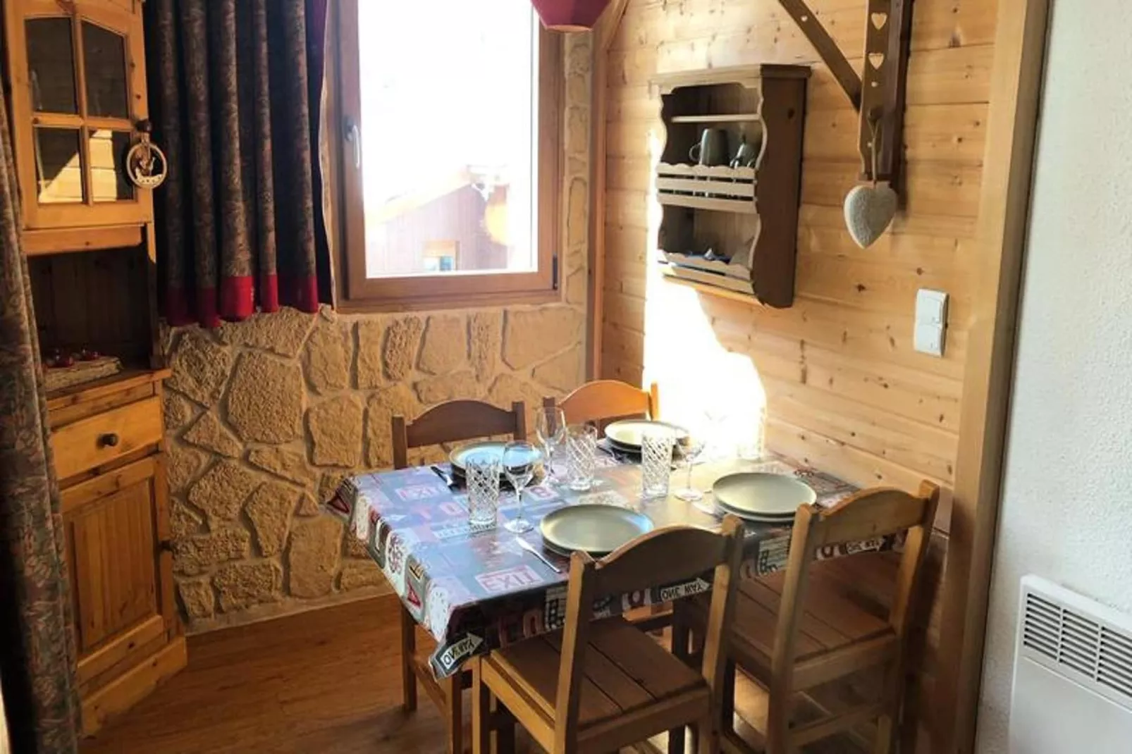 Résidence Clairiere-Dining room