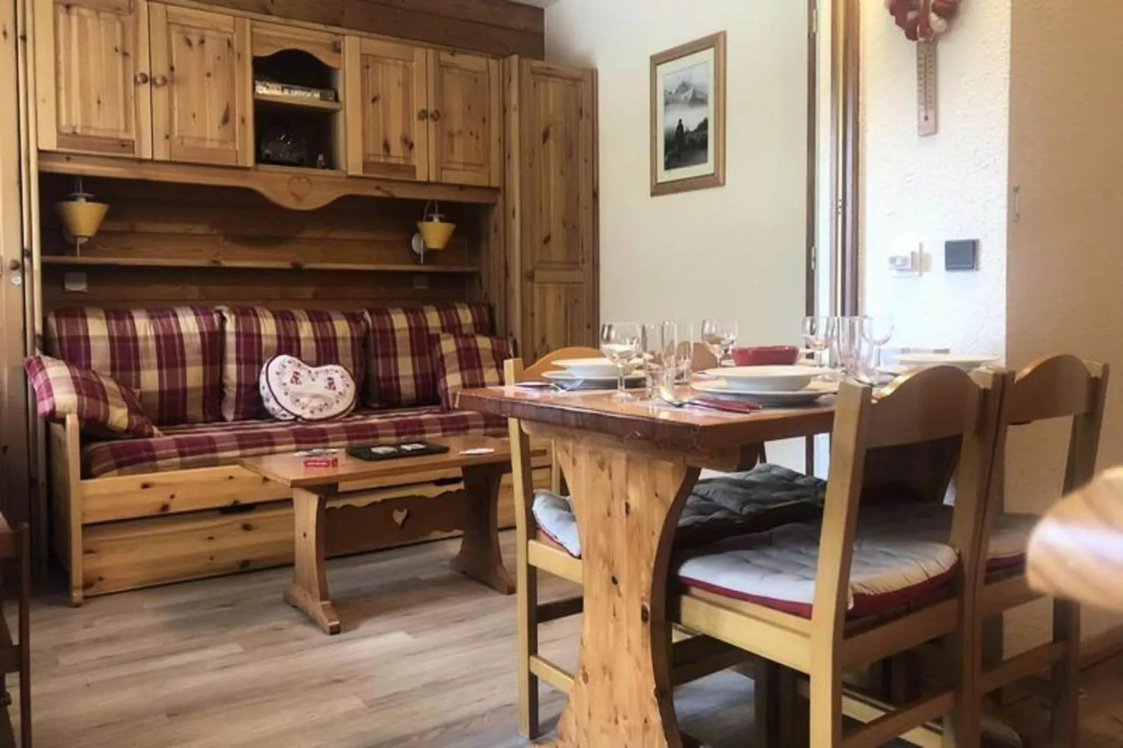 Résidence Buche-Esszimmer