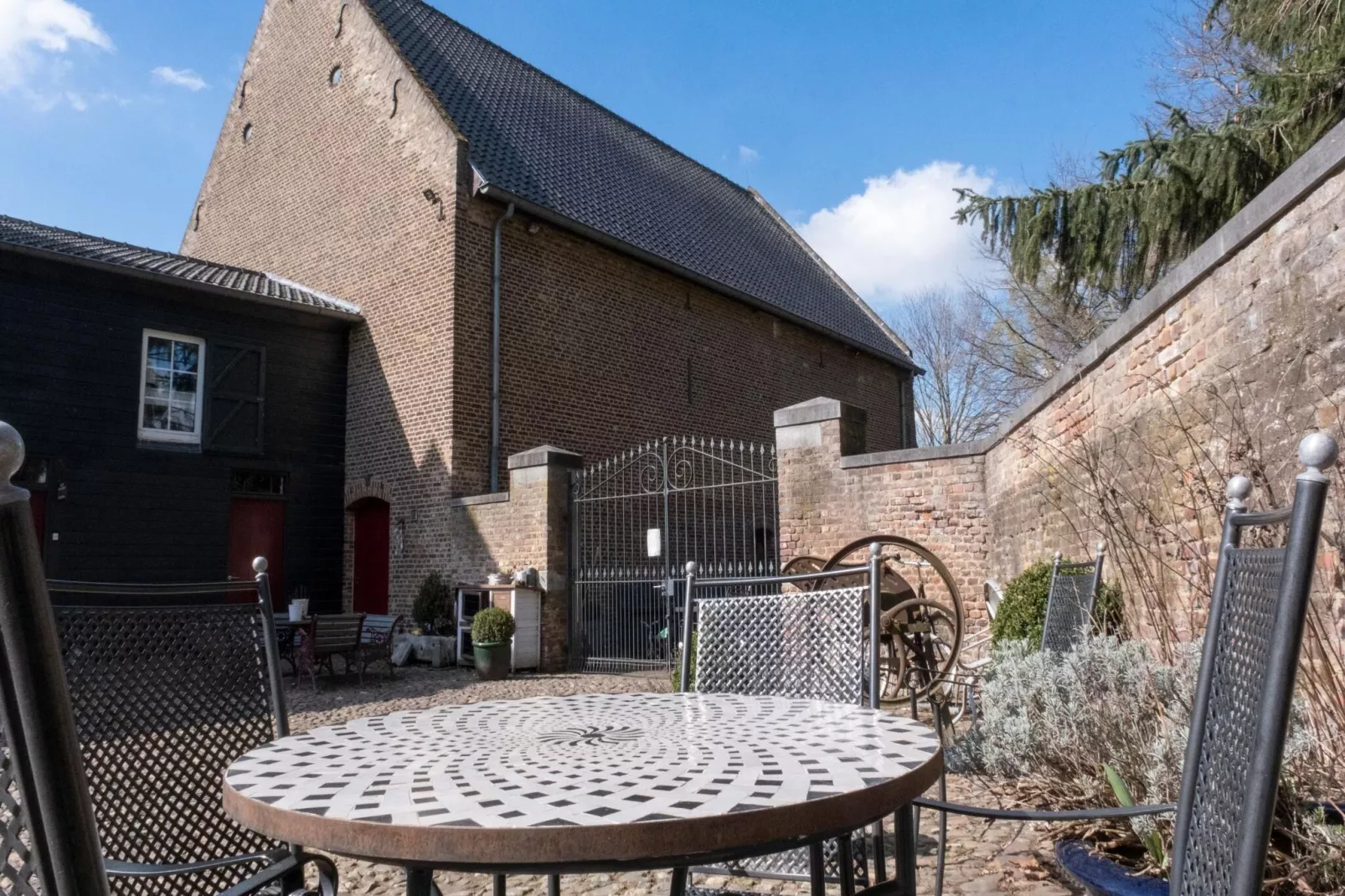 Meschermolen 7-Facilities