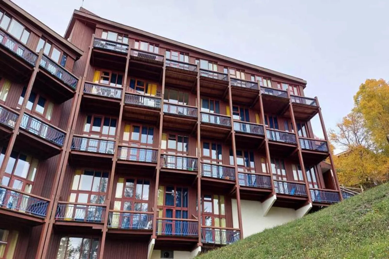 Résidence Aiguille Grive Bat I - Exterior in summer