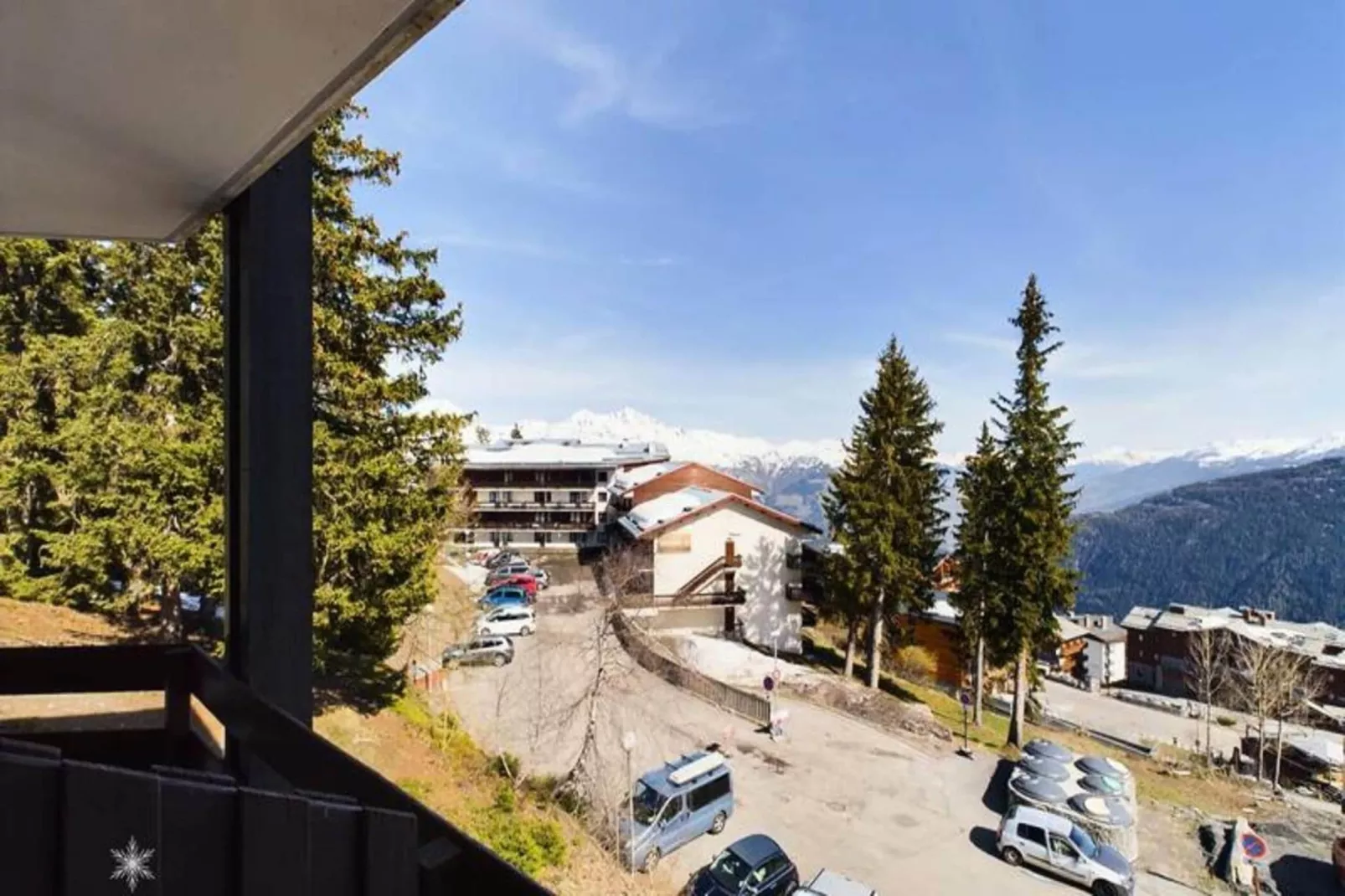 Résidence Bouquetins A-Exterior in summer