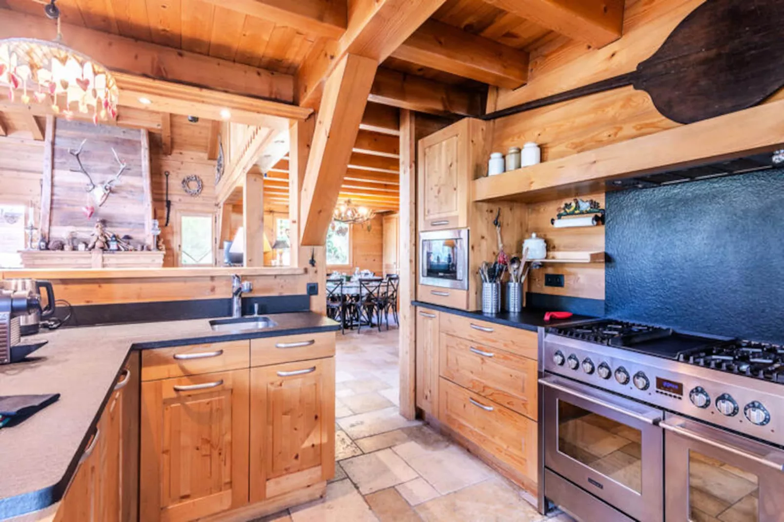 Chalet As De Coeur-Image-tags.