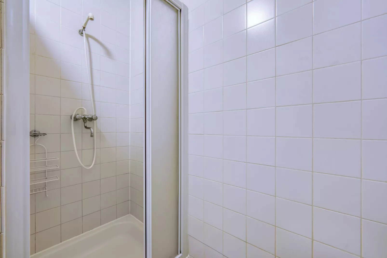 Meschermolen 11-Bathroom