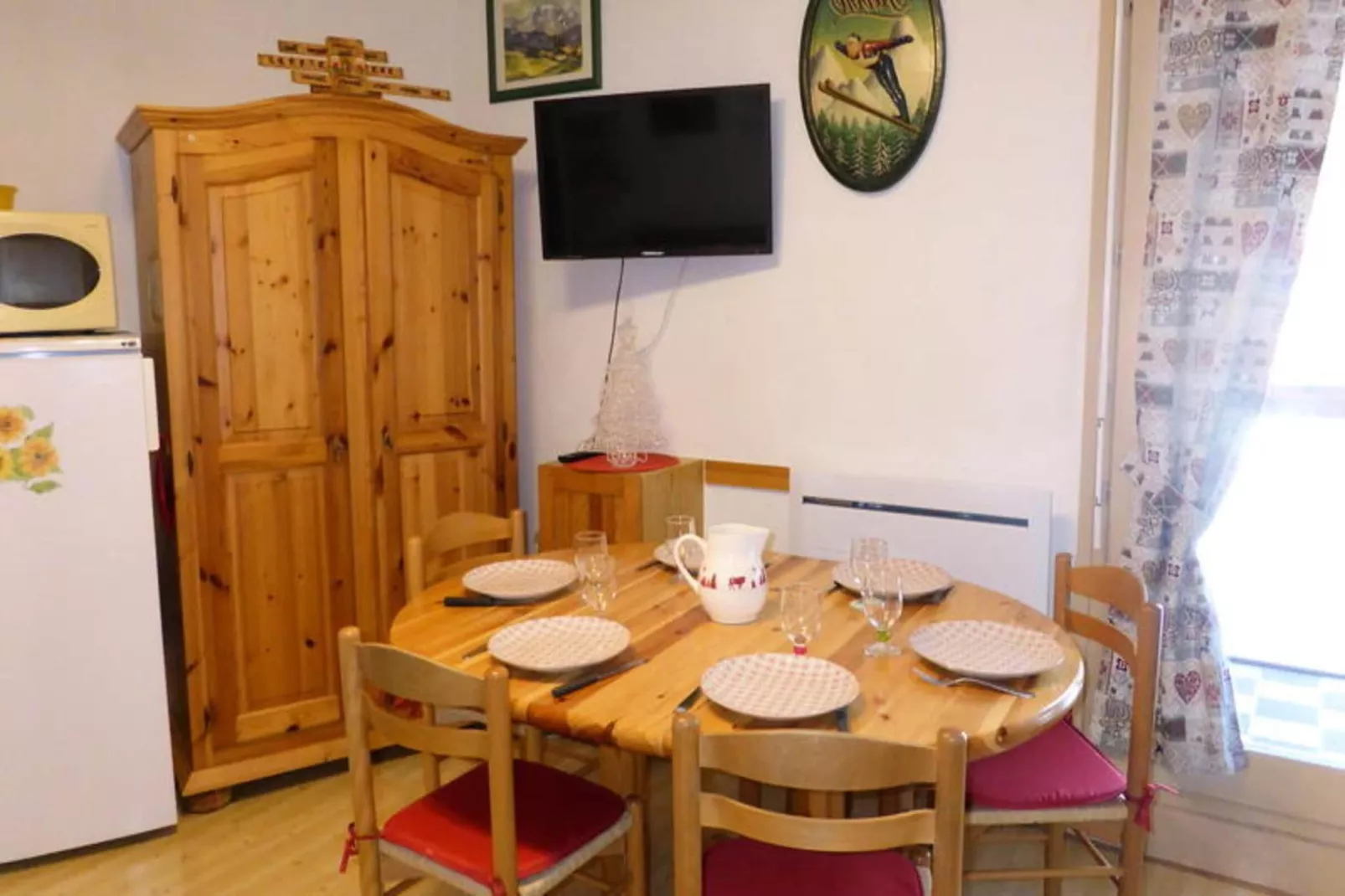 Résidence Pierres Blanches-Salle à manger