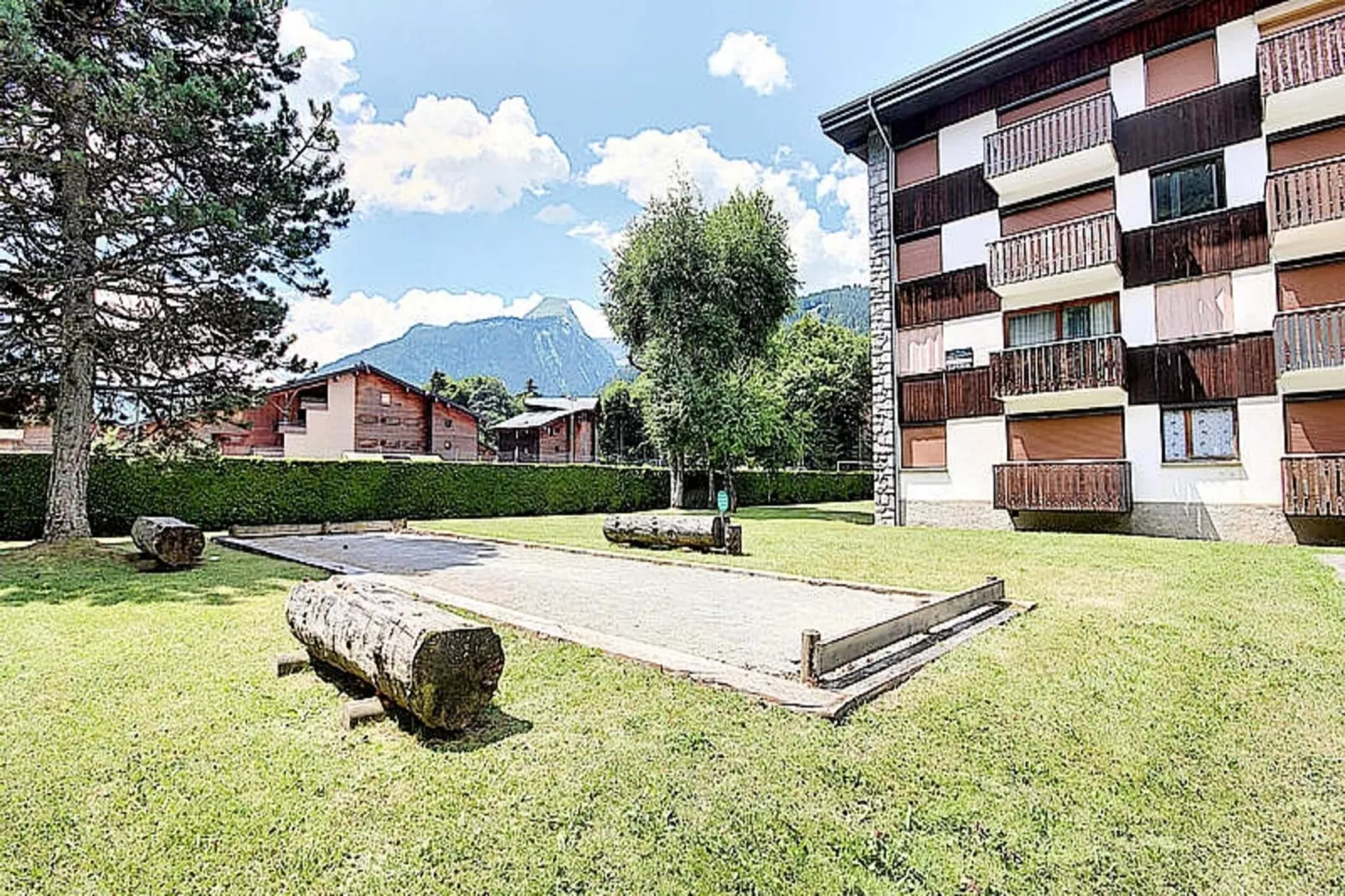 Appartements à Morzine-Exterior in summer