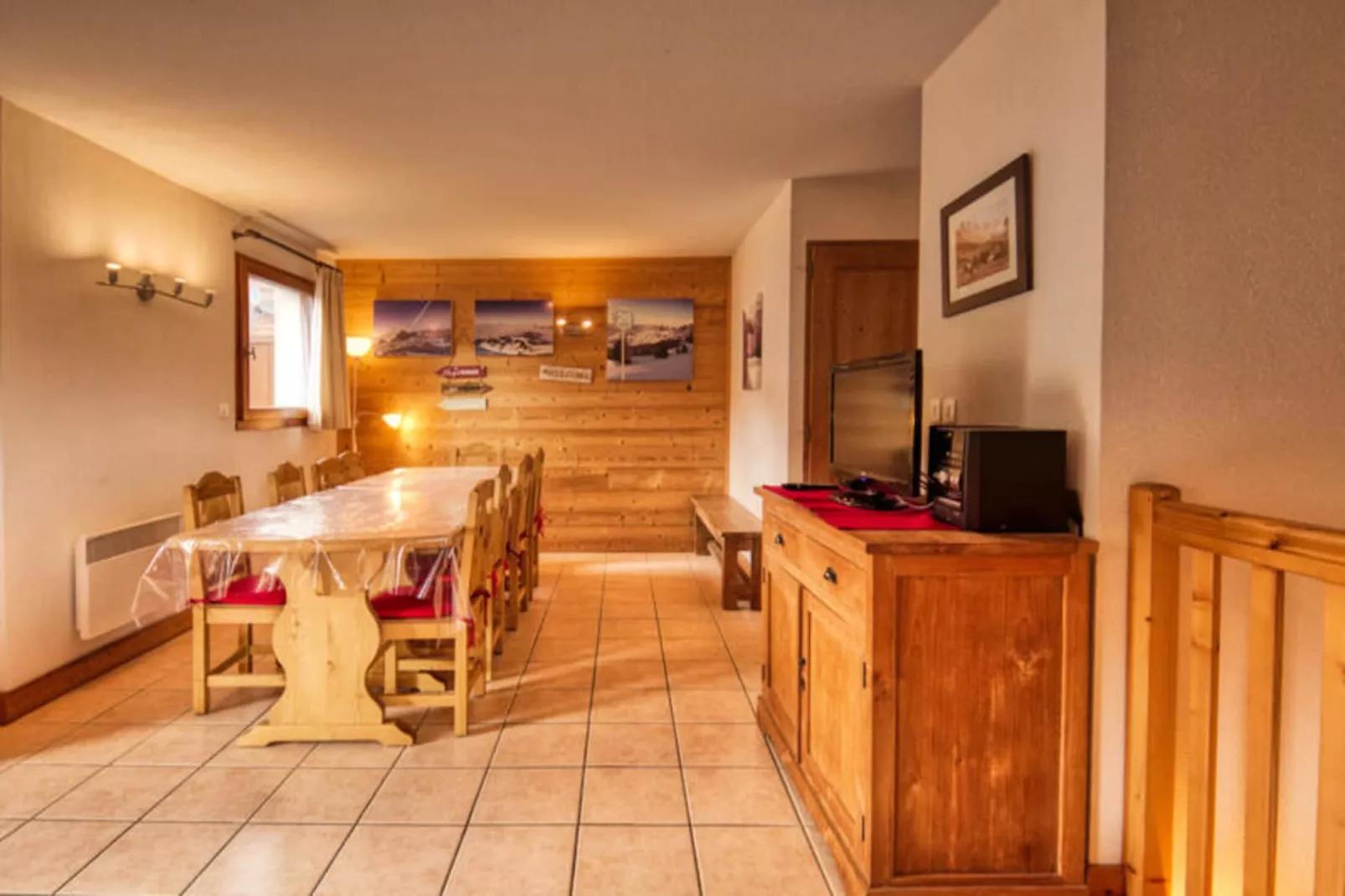 Résidence Jardin Alpin Bat B-Exterior in summer