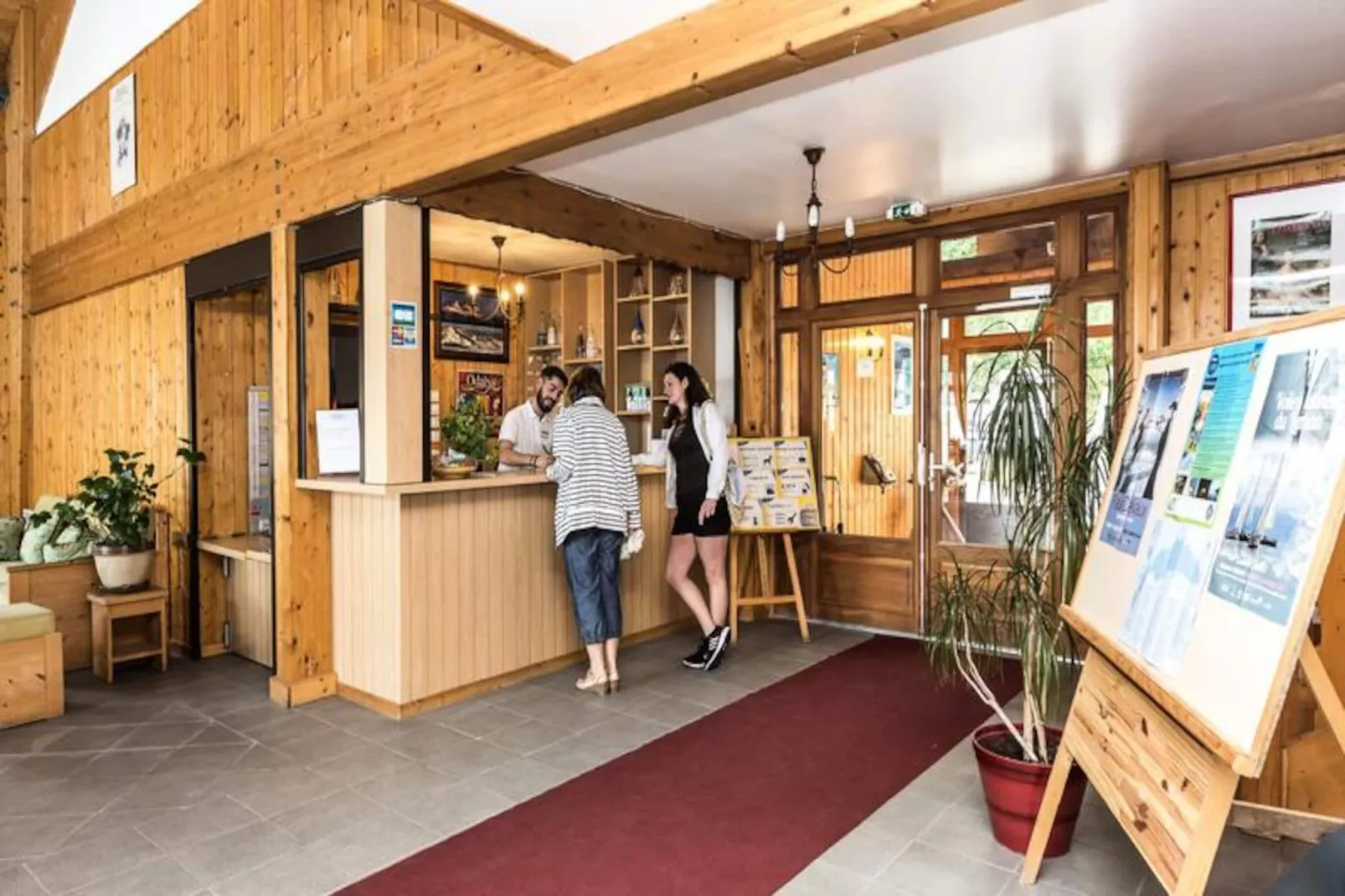 Résidence Odalys Les Chalets d'Evian-Image-tags.