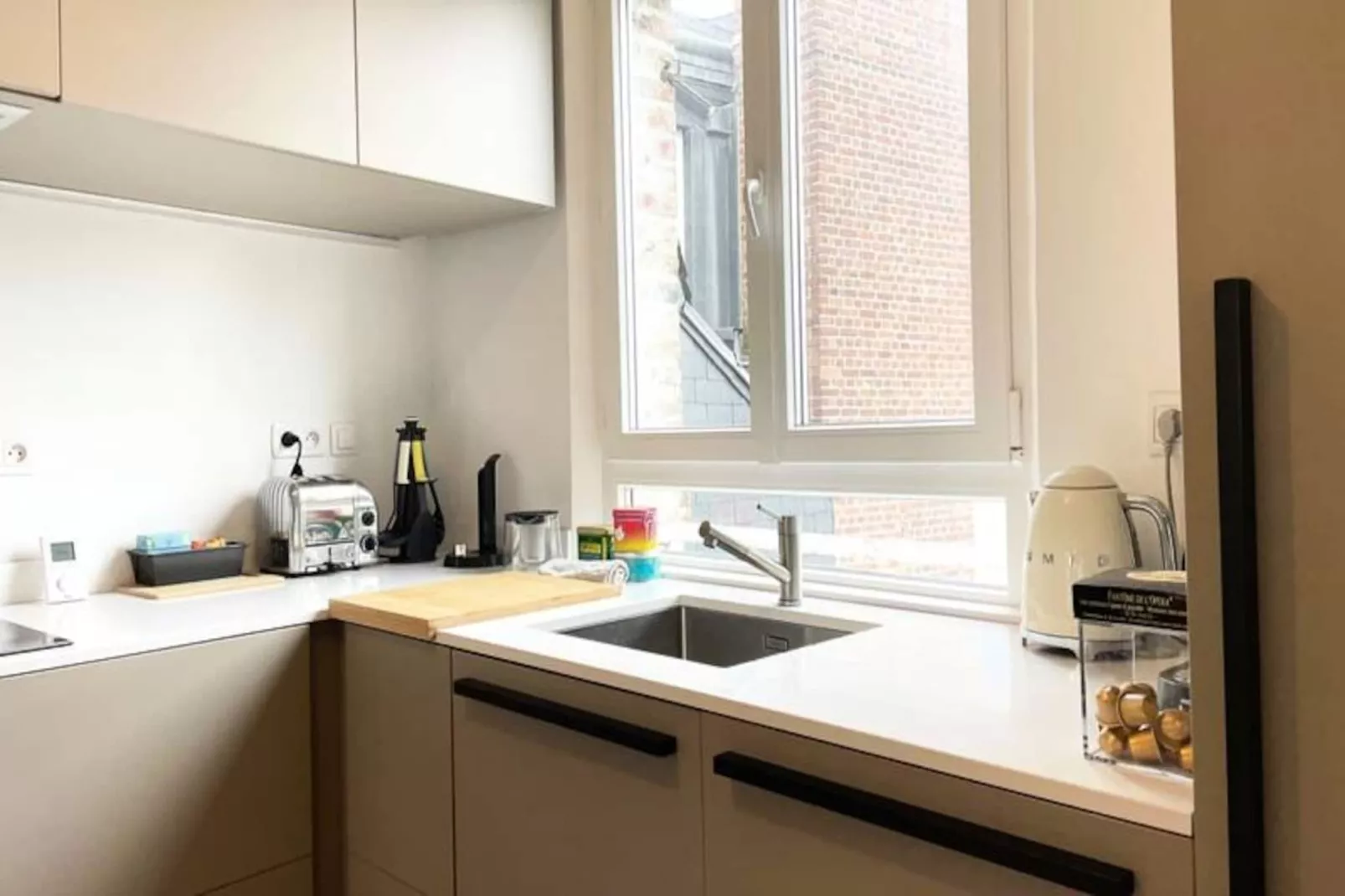 🌟 Charme Et El&eacute;gance - Coup De C&oelig;ur - Prox Gare-Image-tags.