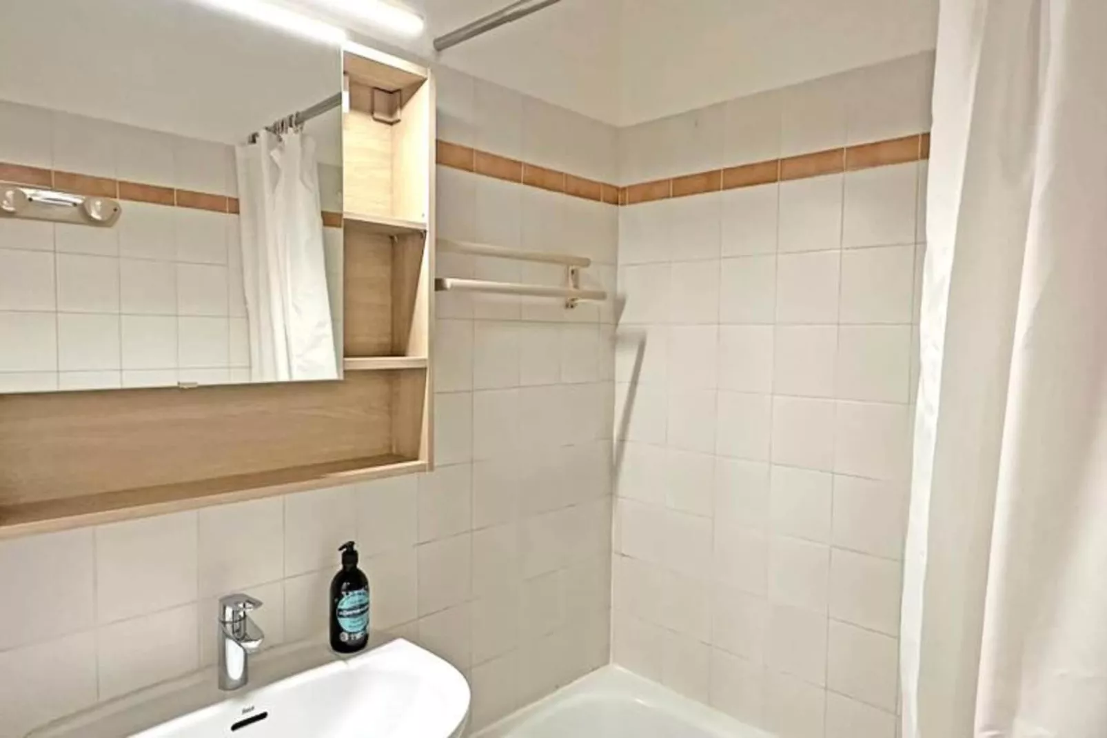 Résidence Victoria-Bathroom