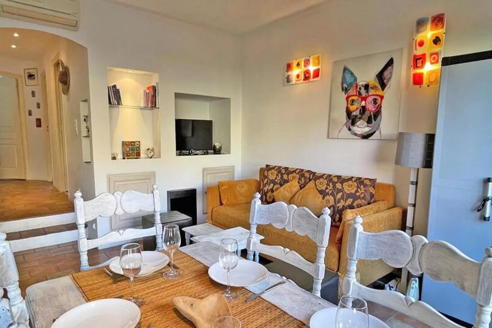 Résidence Vieille Ville-Esszimmer