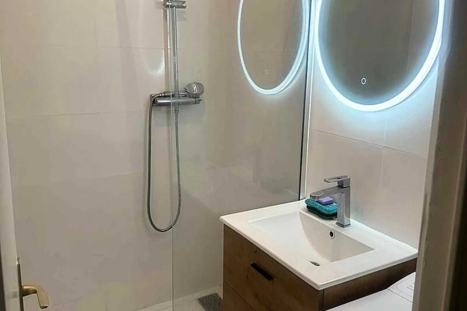 Résidence Marines D'aryana-Bathroom