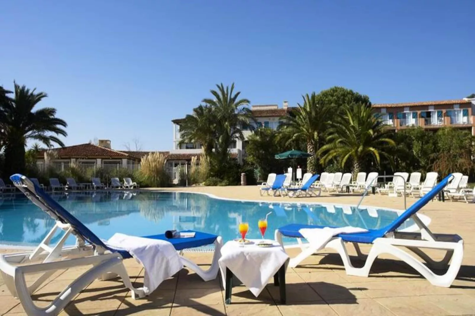 SOWELL RÉSIDENCES Les Perles de Saint Tropez****-Image-tags.