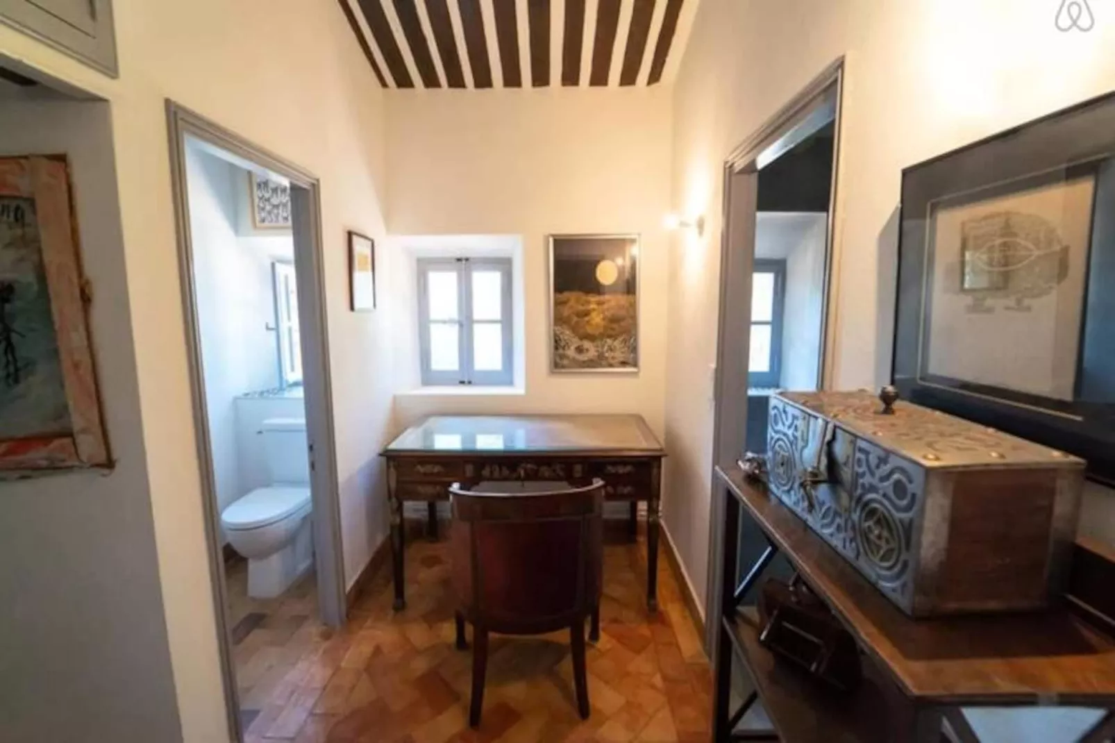 Maison Avec Vue Et Piscine Chauff&eacute;e &agrave; Roussillon-Image-tags.