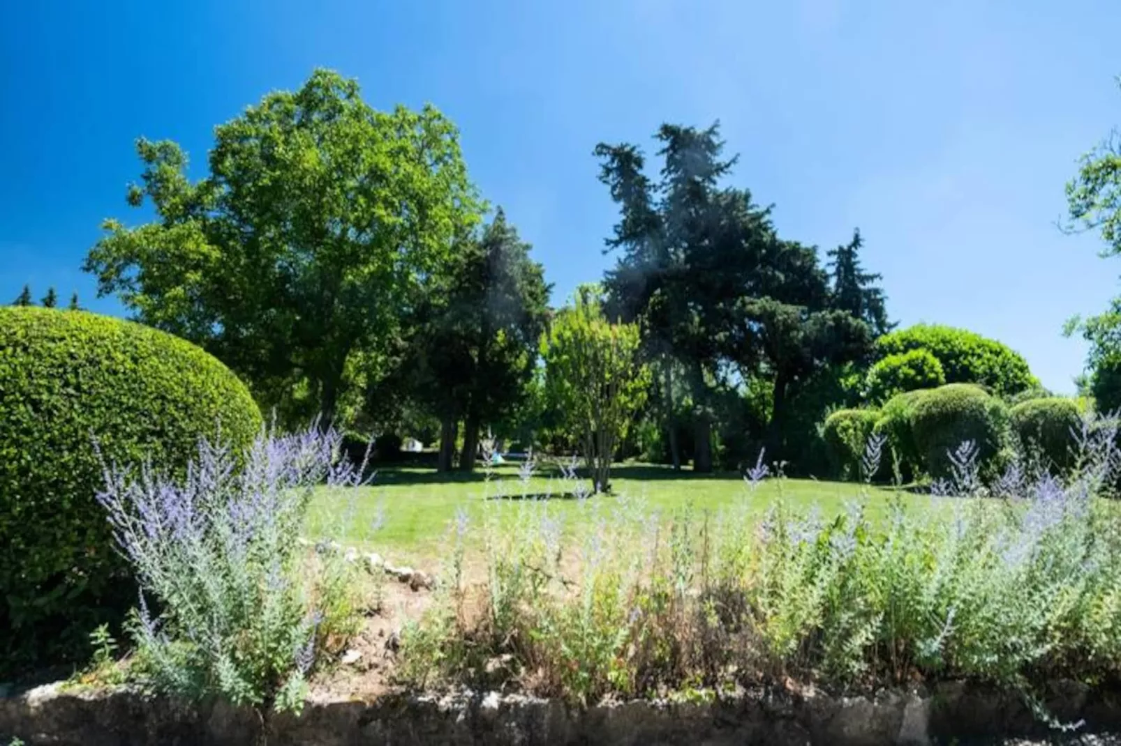 Villa Les Saffres, Somptueux Mas &agrave; Malaucene-Image-tags.