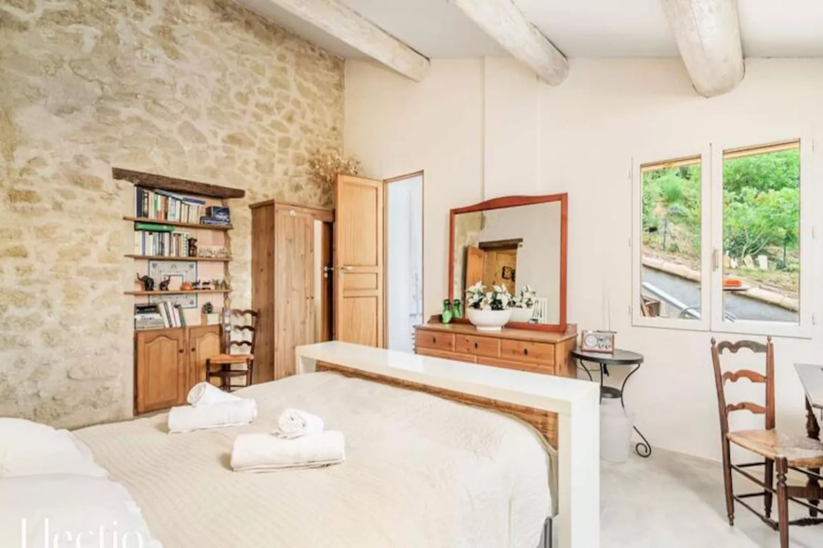 Mas Du Rocher I Piscine, P&eacute;tanque & Chemin&eacute;e-Image-tags.