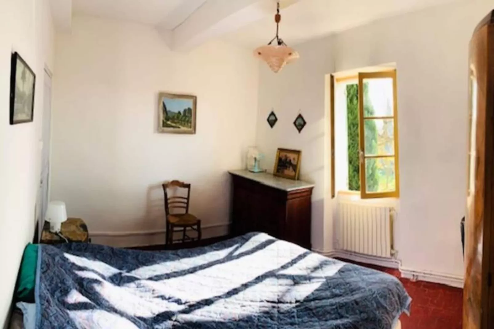 Maison En Pierre Proche Du Centre Ville-Image-tags.