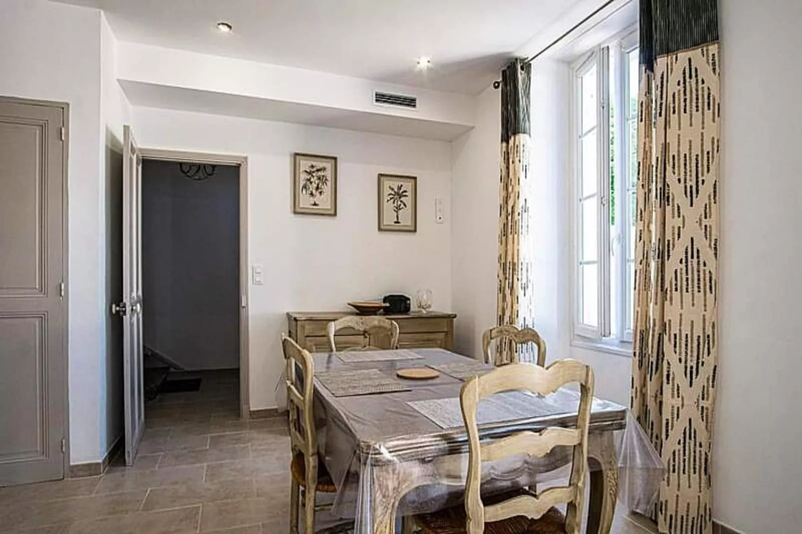 Maison Avec Jardin Proche Du Centre-ville Isle-sur-la-sorgue-Salle à manger