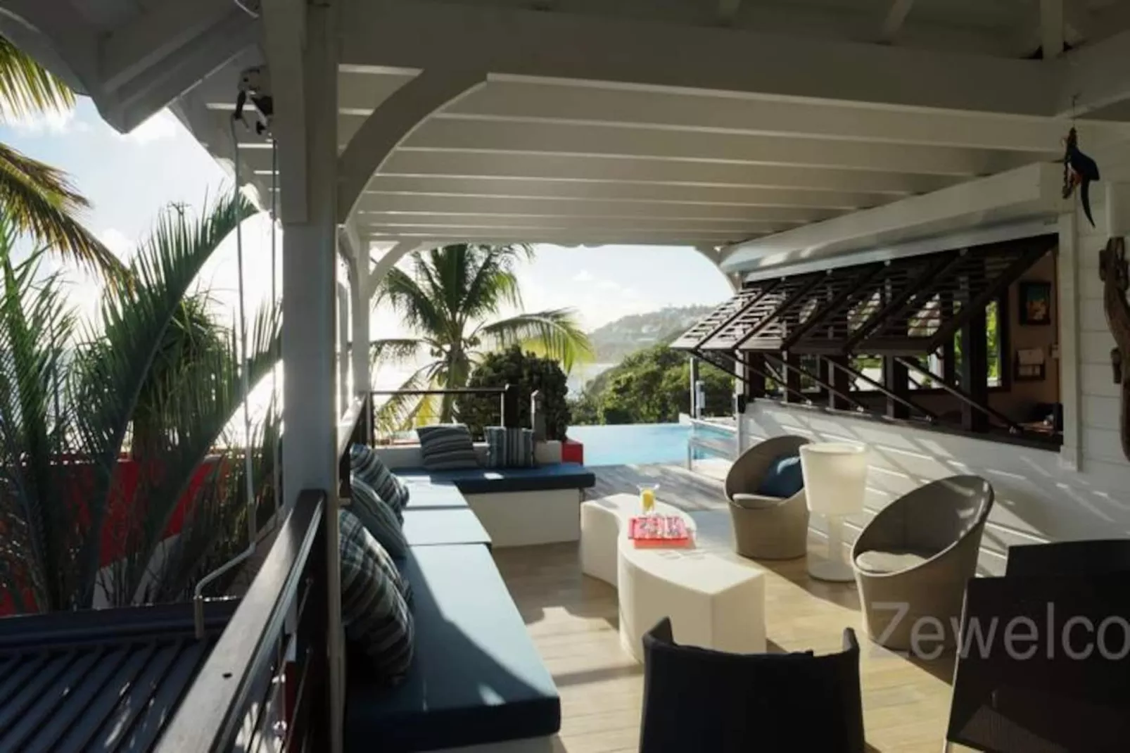 Villa Sea Front-Image-tags.