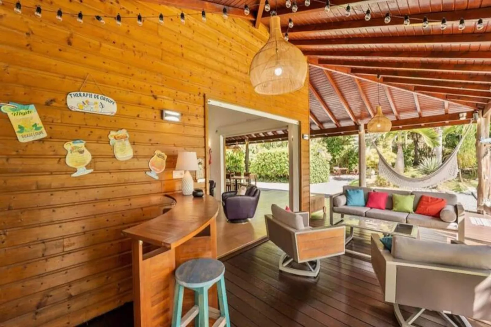 Villa Ma Vie La-Image-tags.