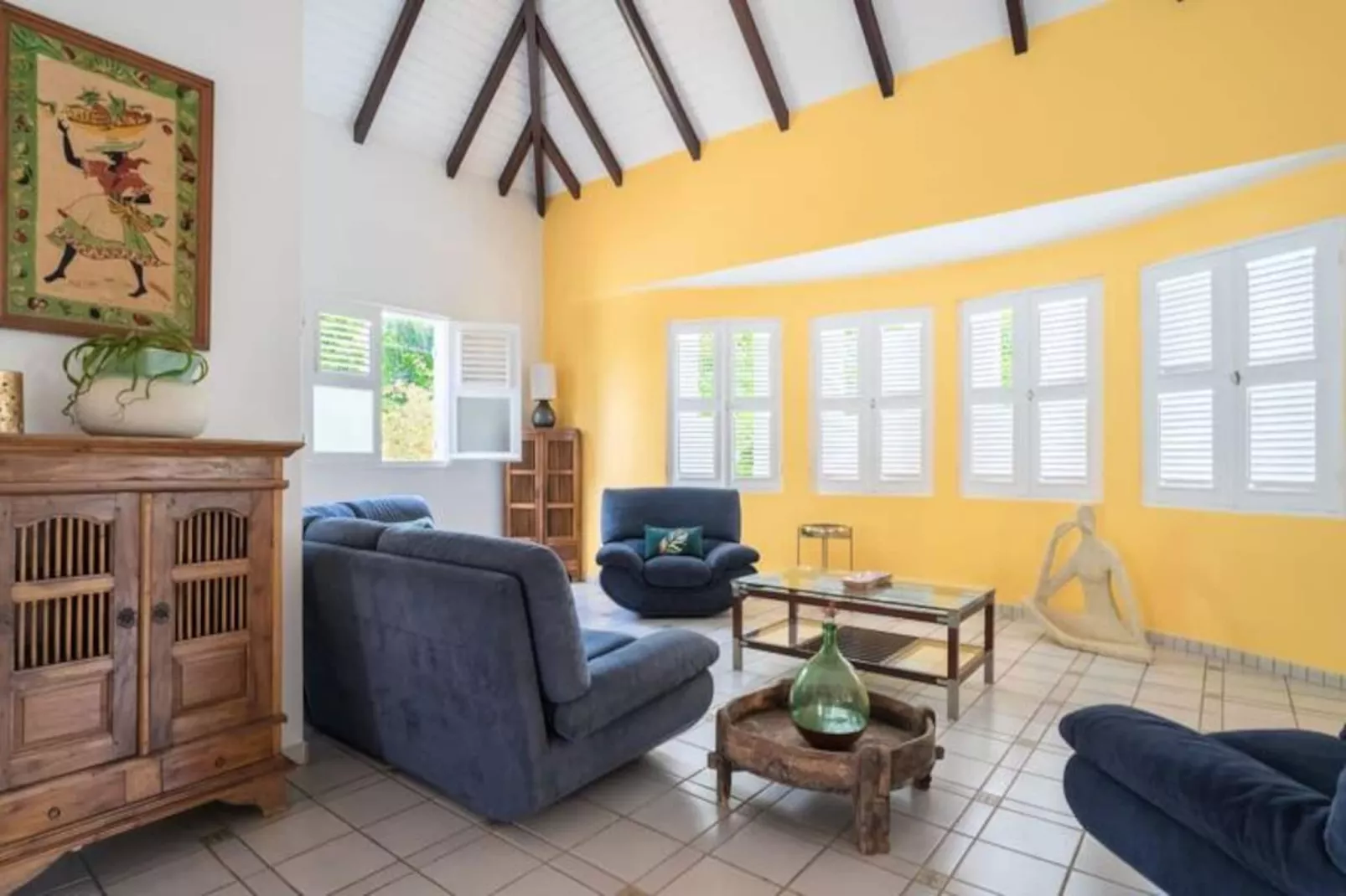 Villa Ladouchka-Image-tags.