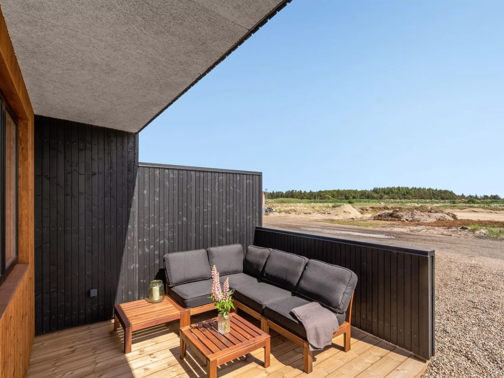 "Trpana" - 1.6km from the sea-Outside