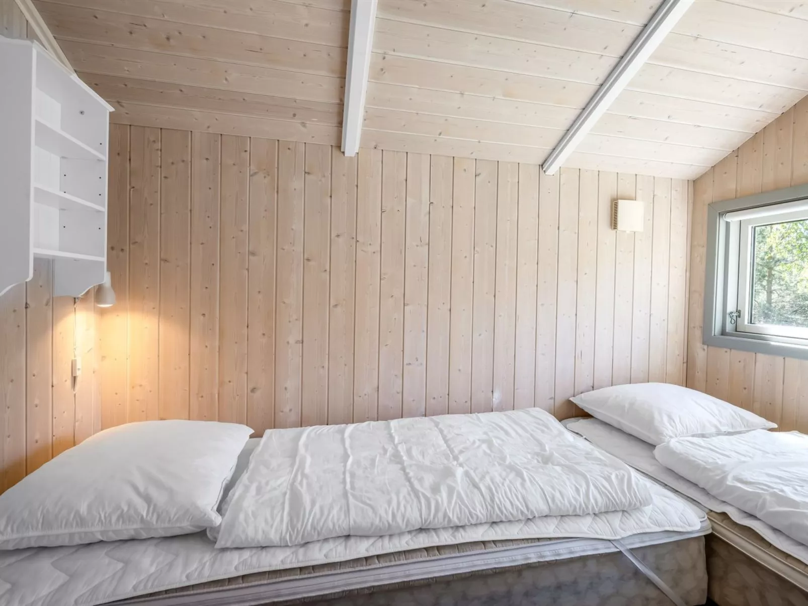 "Elba" - 275m to the fjord-Inside