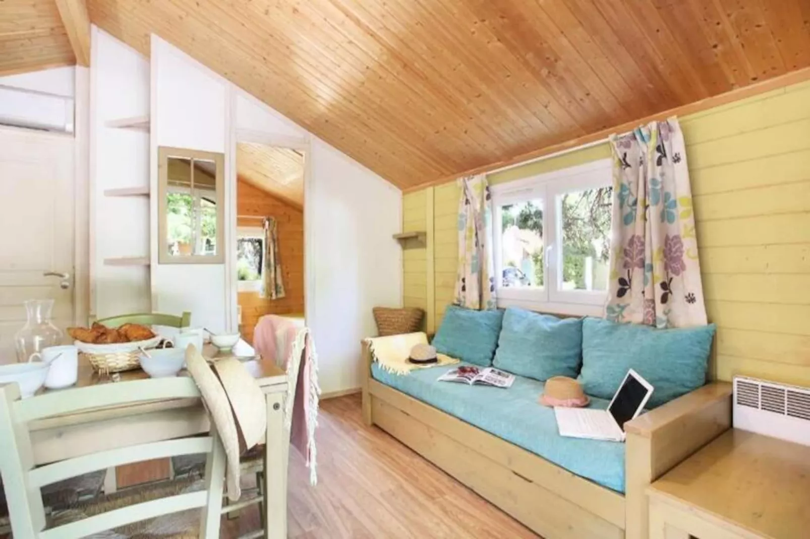 Résidence Odalys Shangri-La-Image-tags.