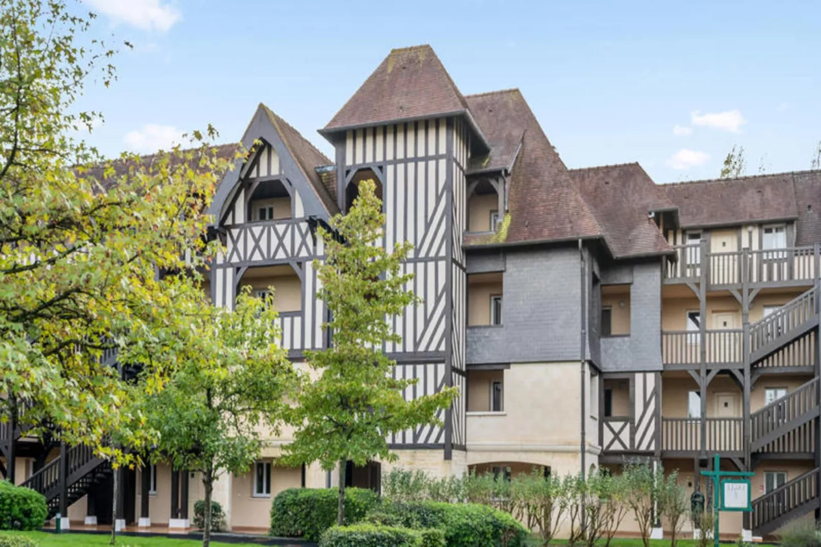 La Résidence du Golf - maeva Home-Exterior in summer