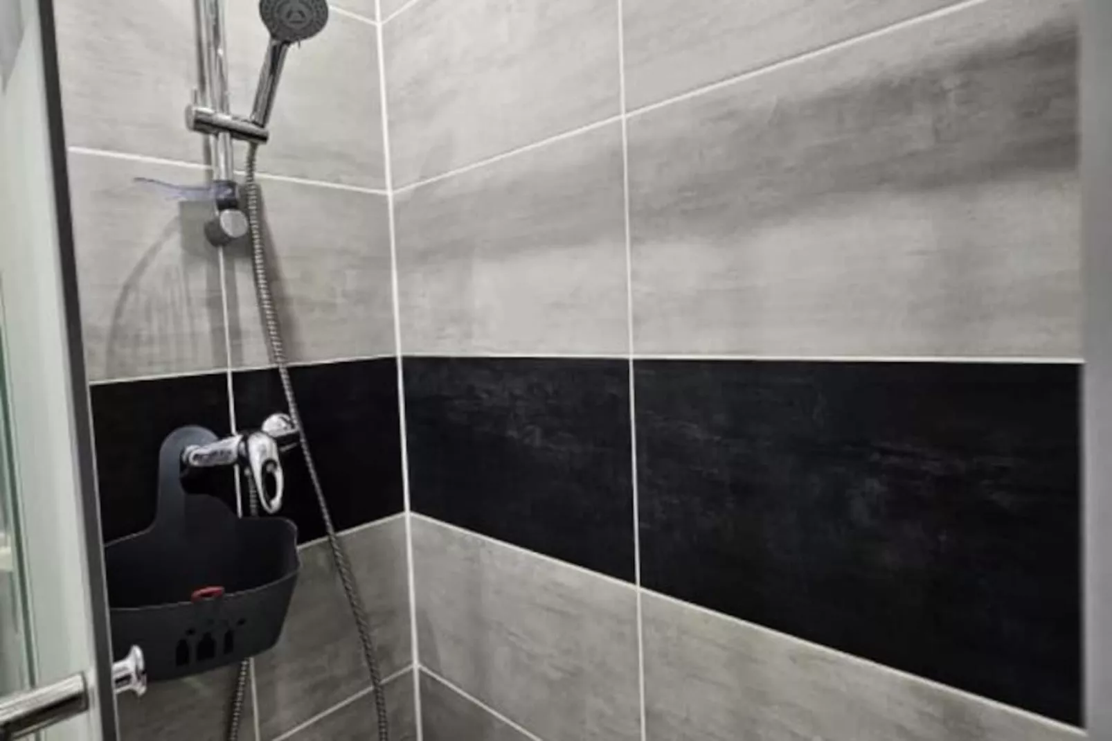 Résidence La Fleur De Roseau 200m De La Plage, 300 M Des Commerces-Image-tags.