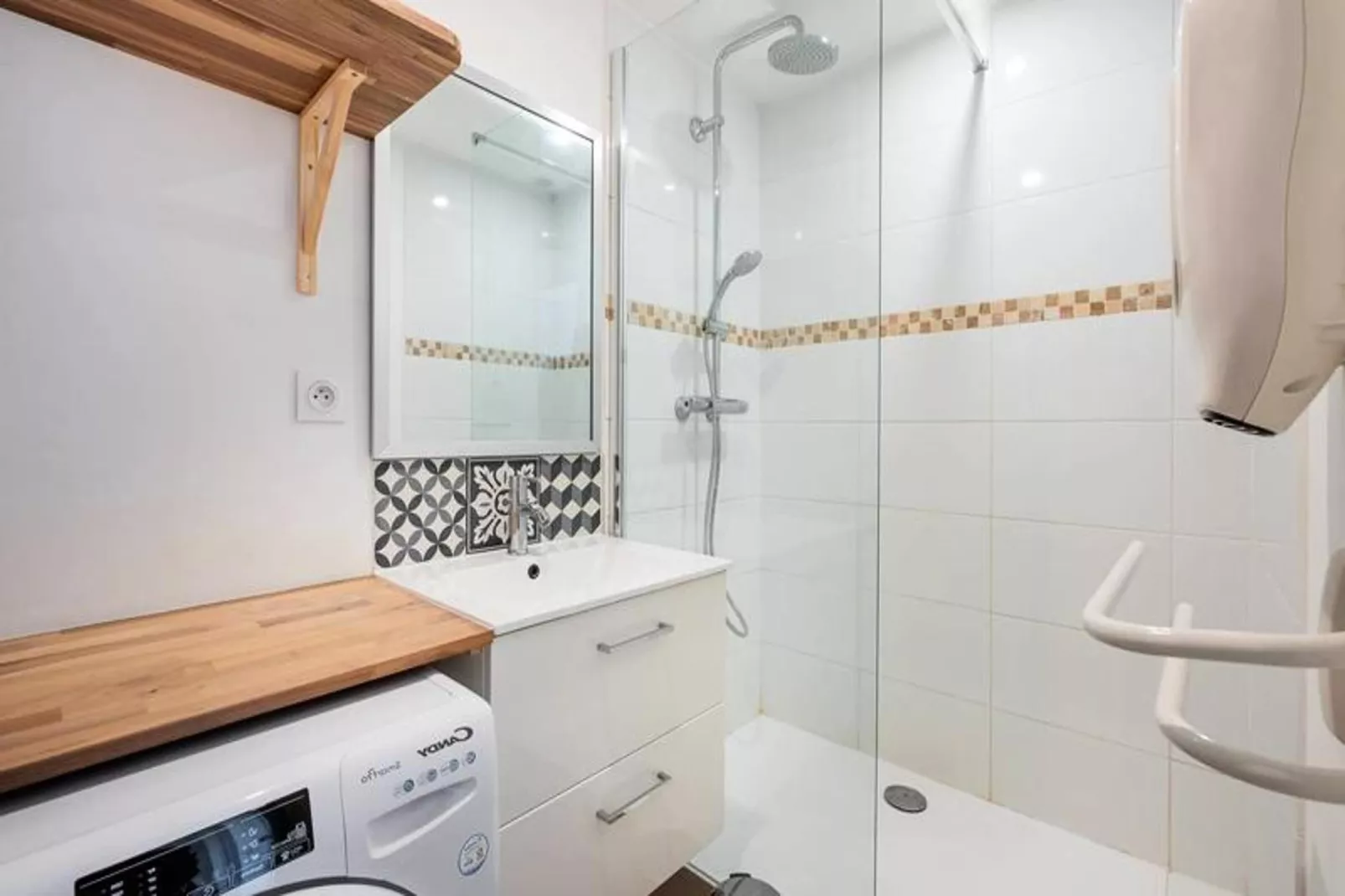 Résidence " La Lagune"-Badezimmer