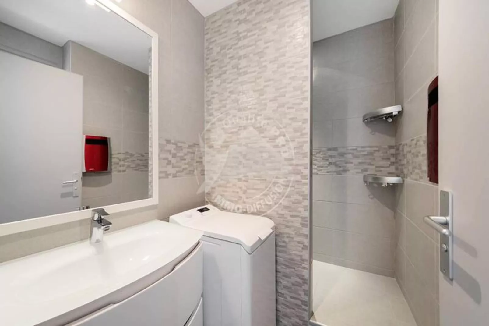 Résidence "le Commodore"-Bathroom