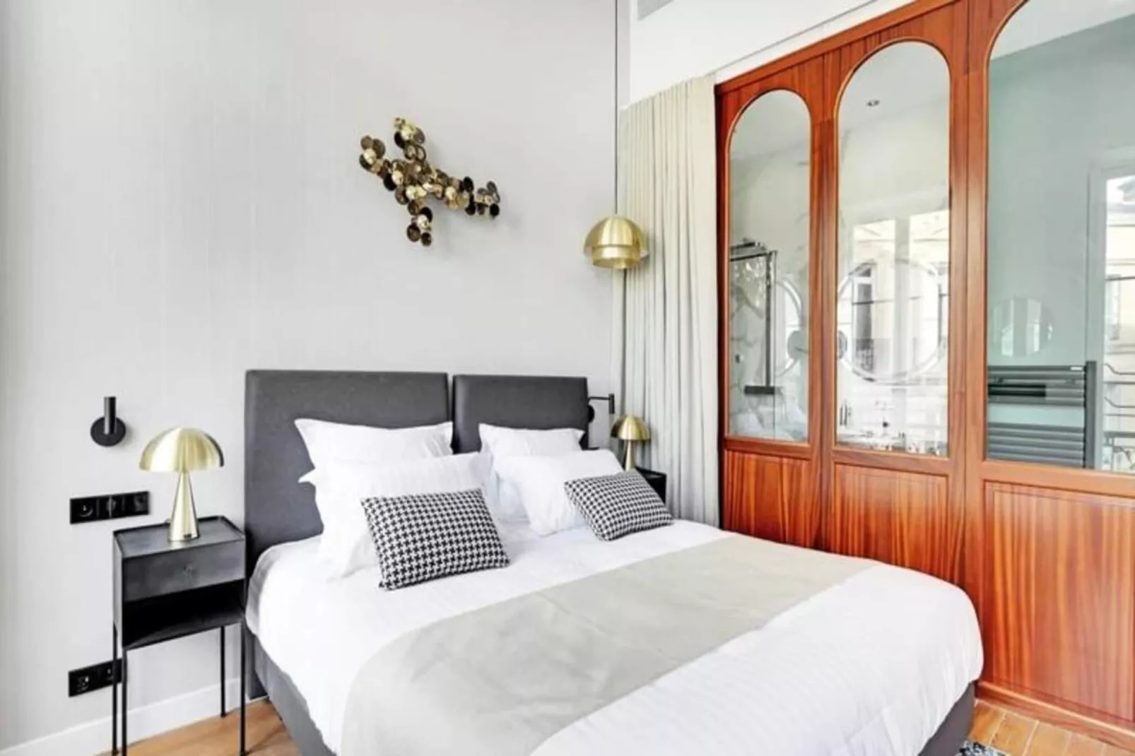 Maison Labruy&egrave;re - Suite Aviau-Außenbereich Sommer