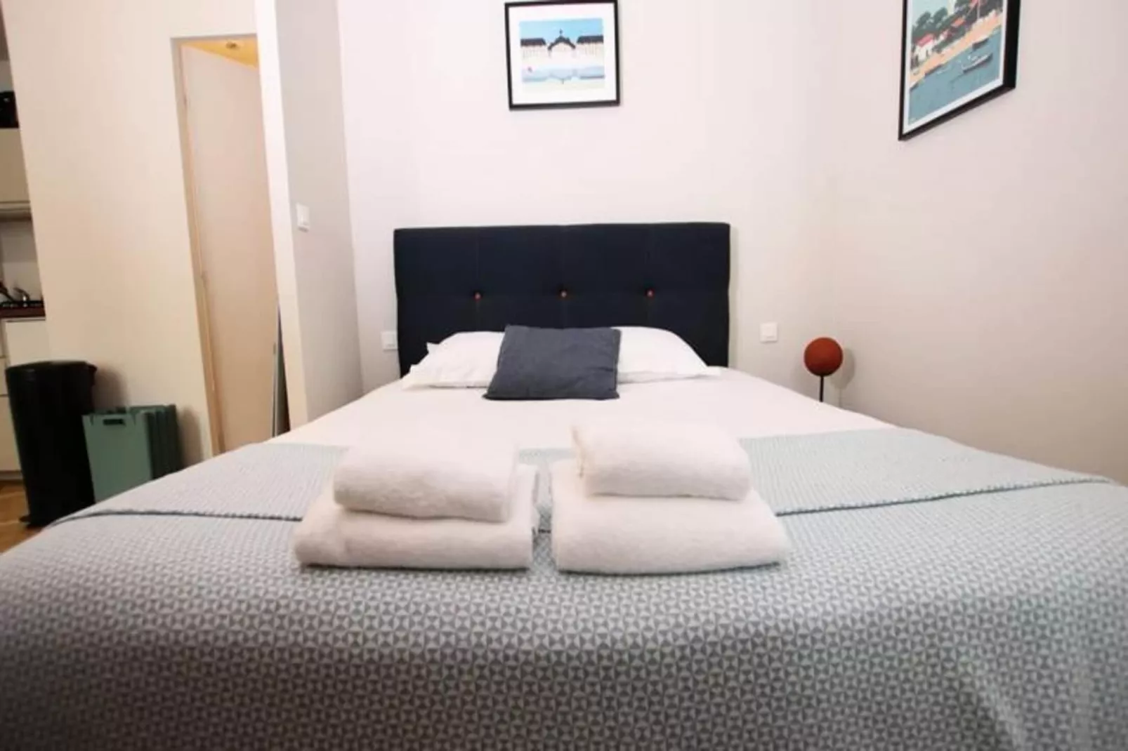 Magnifique Studio Bordelais En Plein Coeur De La Ville-Bedroom