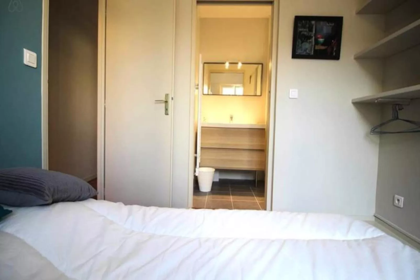 Bel Appartement Pour 4 Coeur Quartier Historique, Proche Rue St-catherine-Schlafzimmer