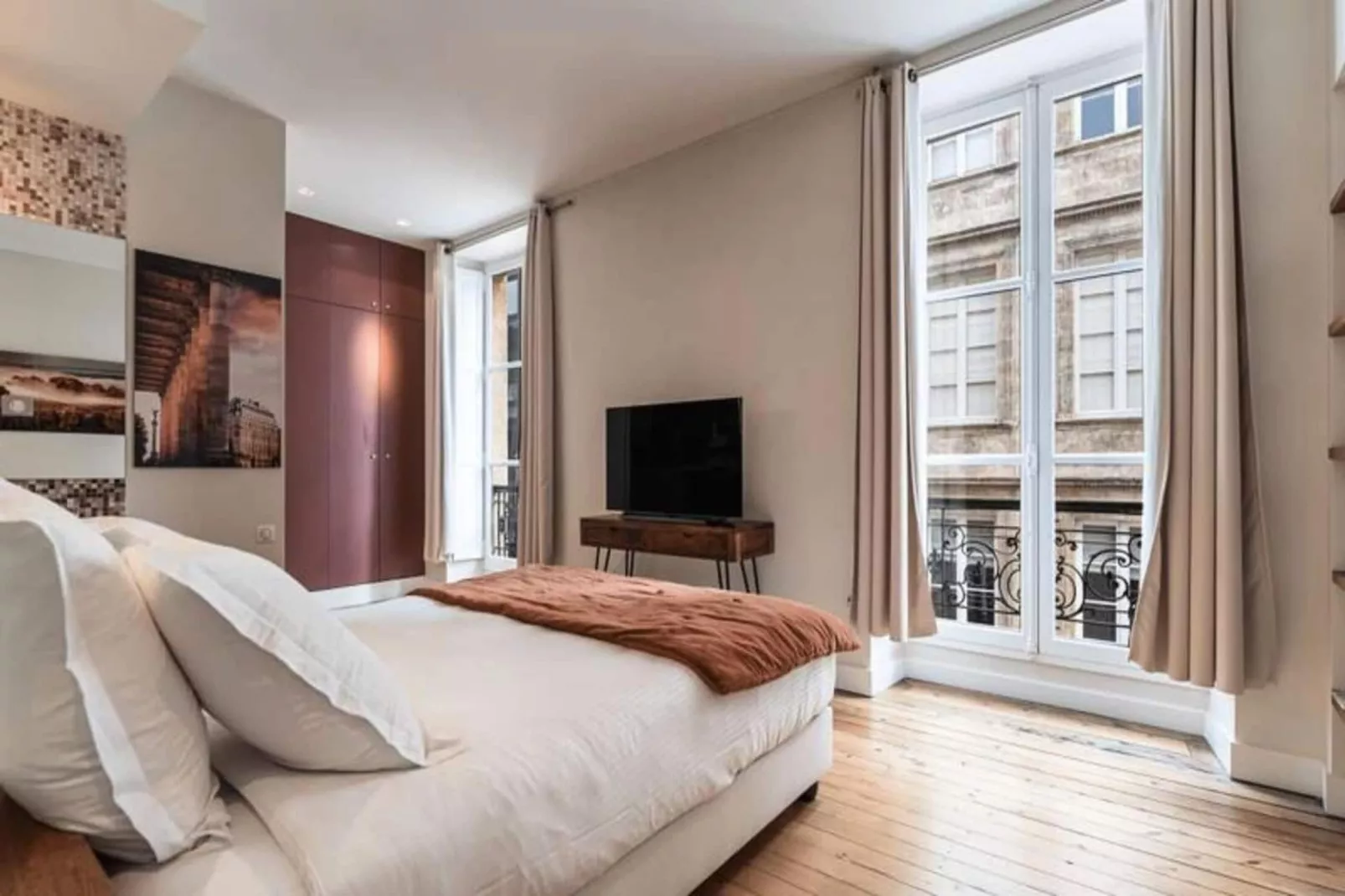 Appartement Prestations Haut Standing Avec Vue Sur La Place De La Bourse-Bedroom