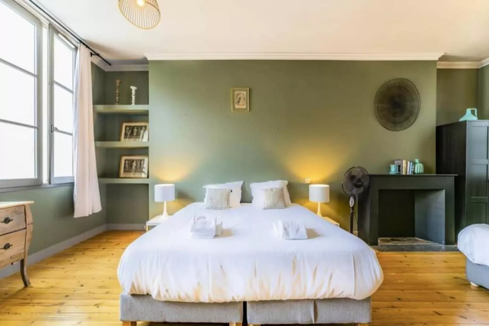 Superbe Appartement Pour 5 Personnes Id&eacute;alement Situ&eacute; Place Gambetta-Exterior in summer